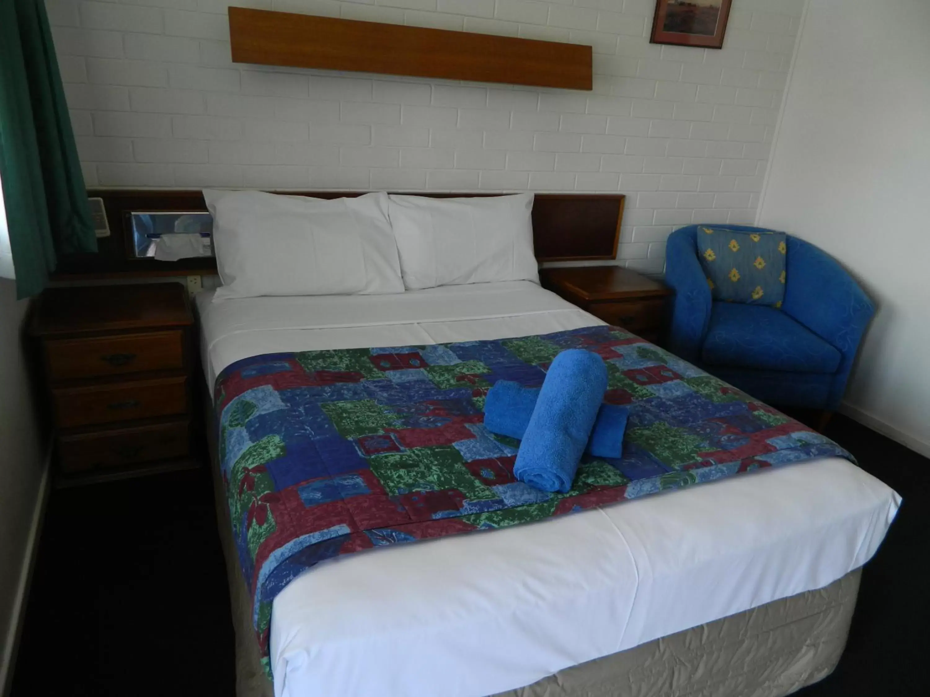 Upstairs Standard Double Room - single occupancy in Coachman Motel Upstairs Standard Double Room - single occupancy in Coachman Motel