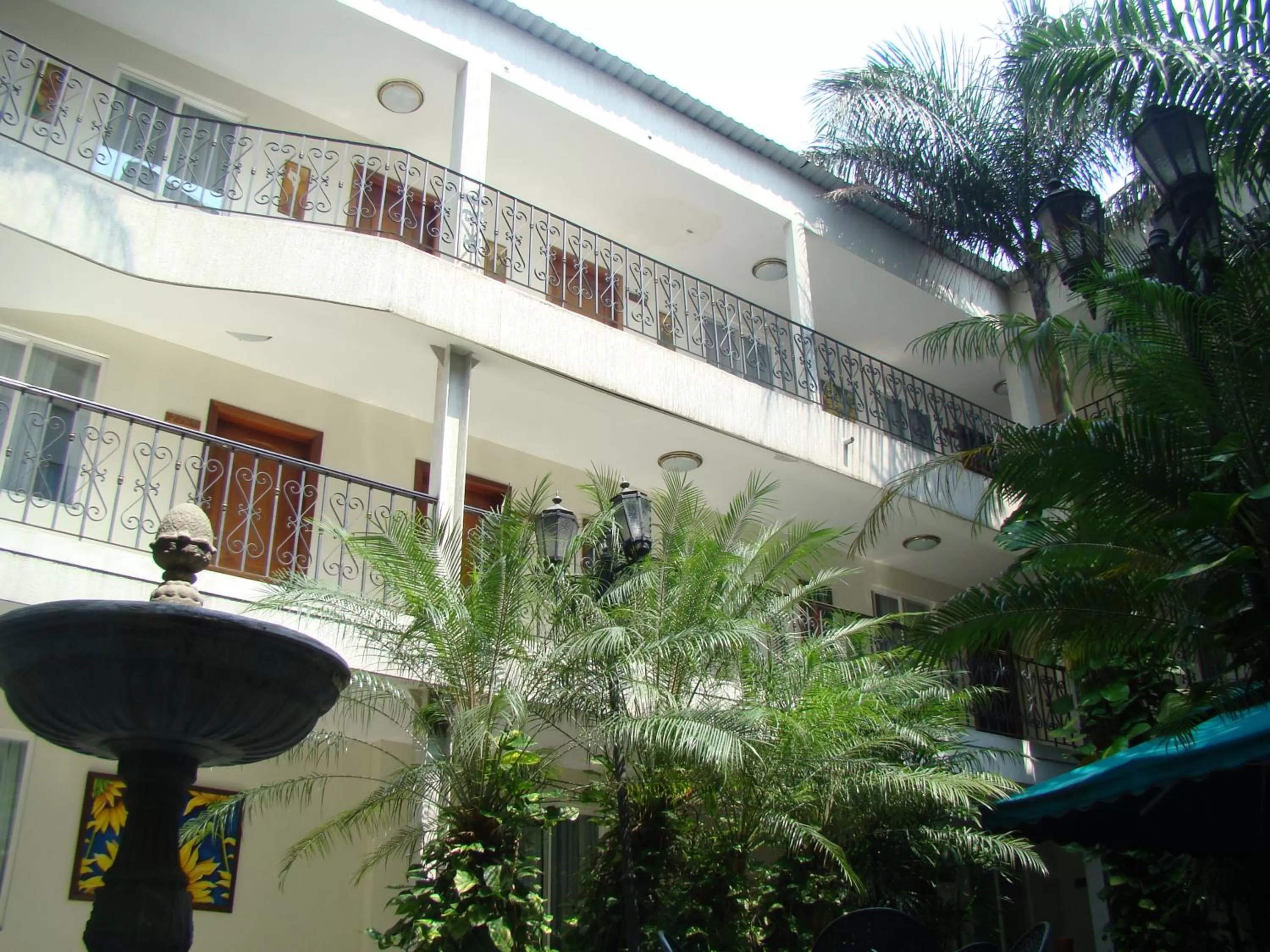 Decorative detail in Hotel San Fernando Real