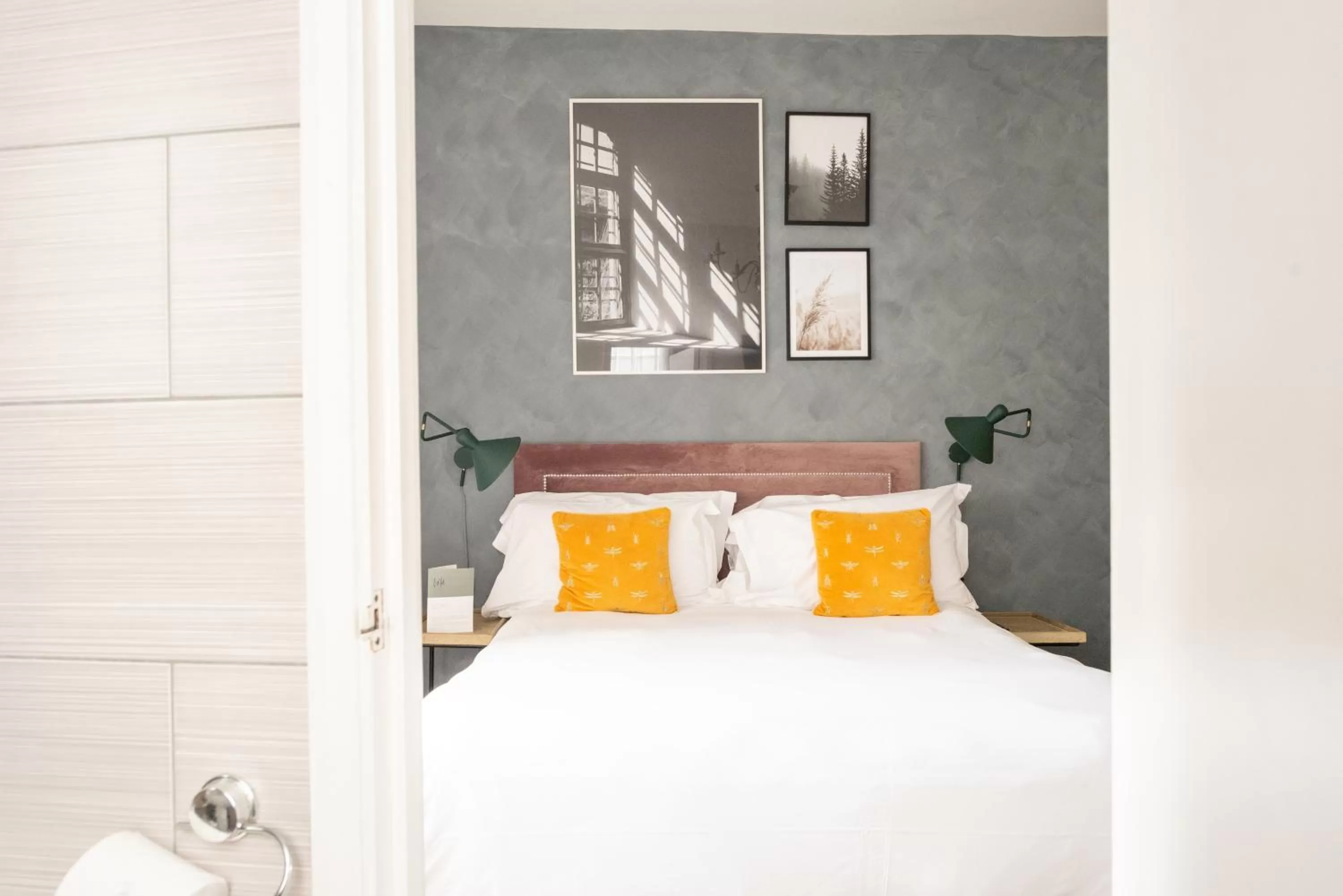 Bed in Lyme Townhouse