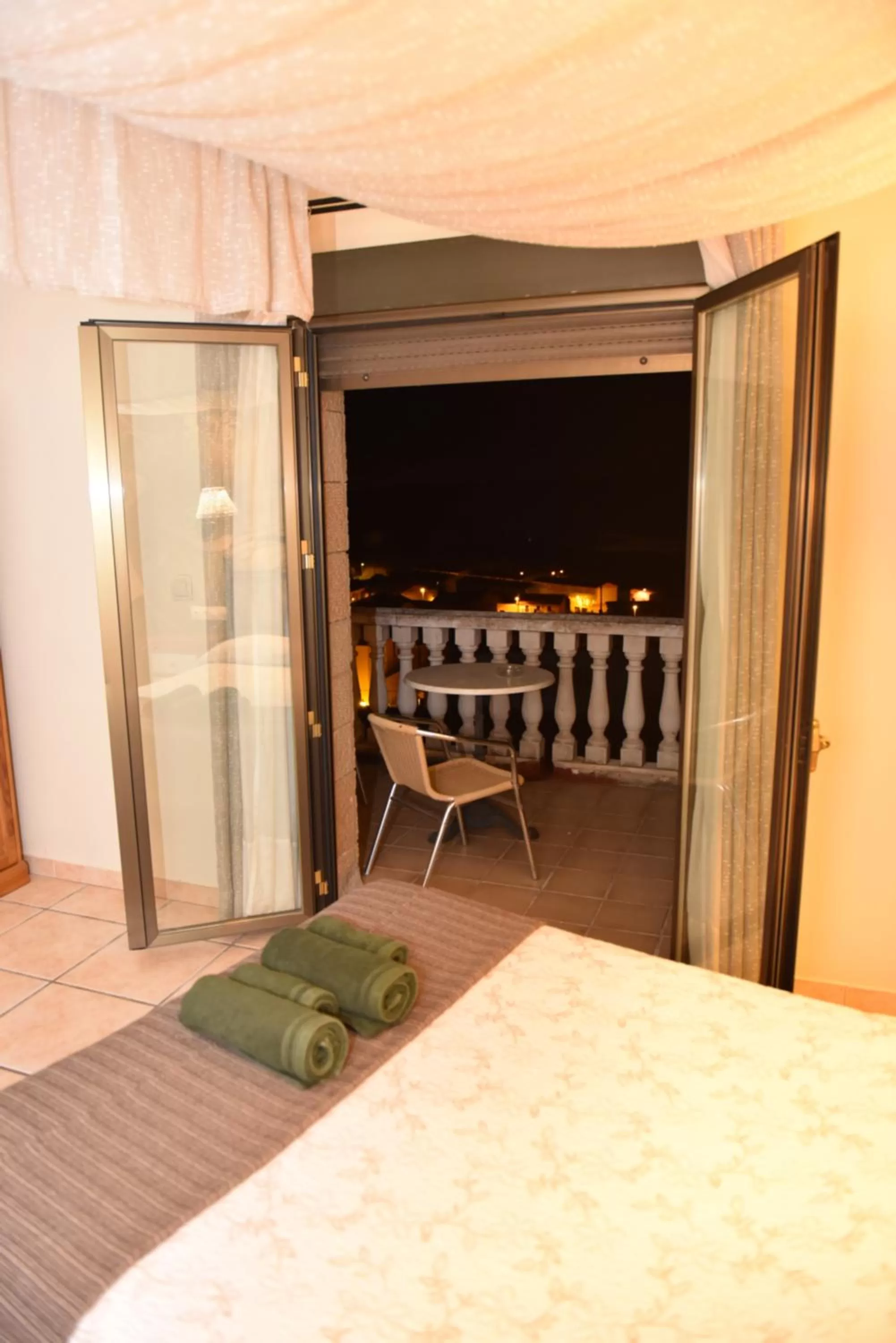 City view, Bed in Hotel Rural el Castillo