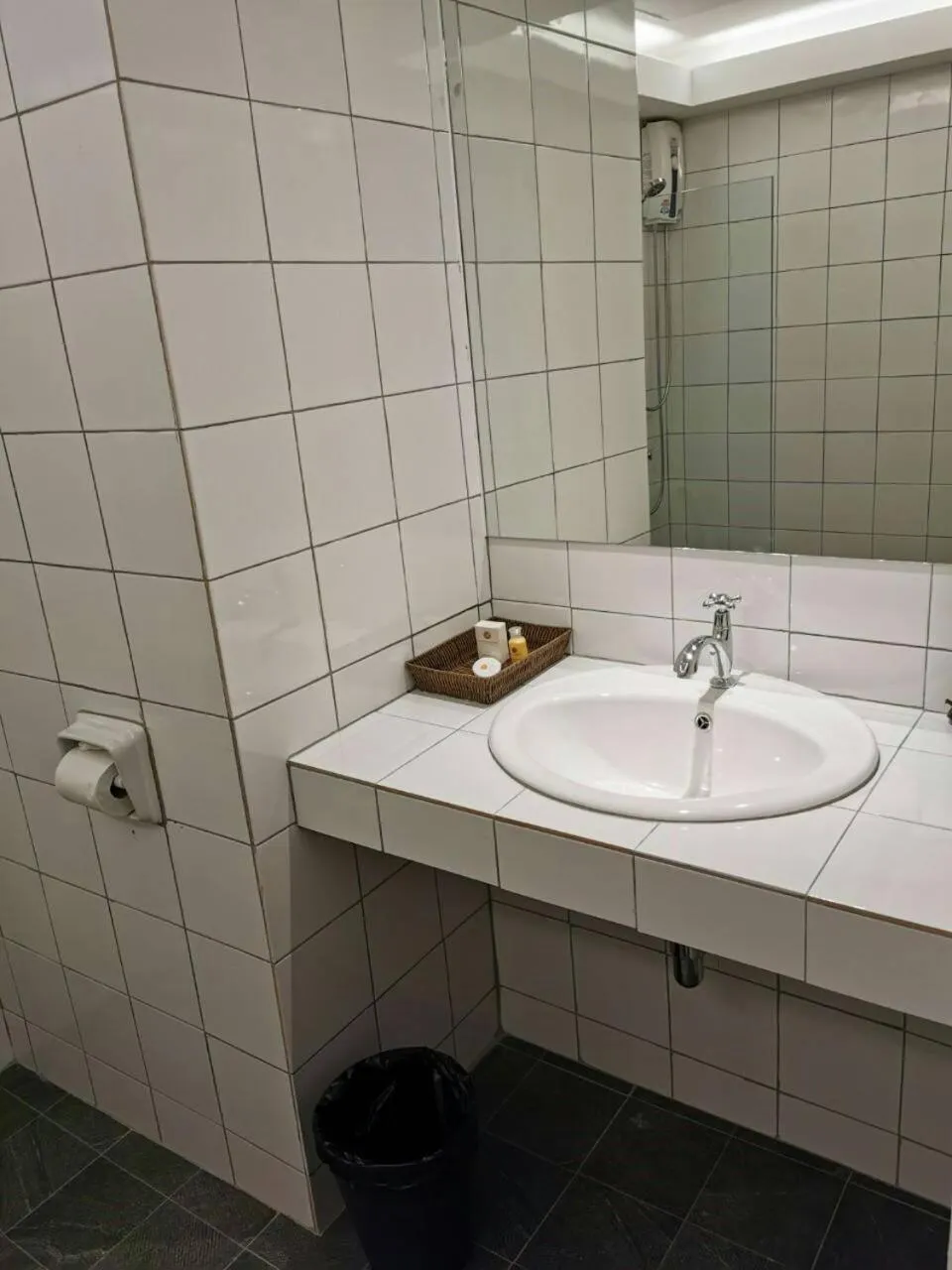 Bathroom in The Regent Ubon Hotel