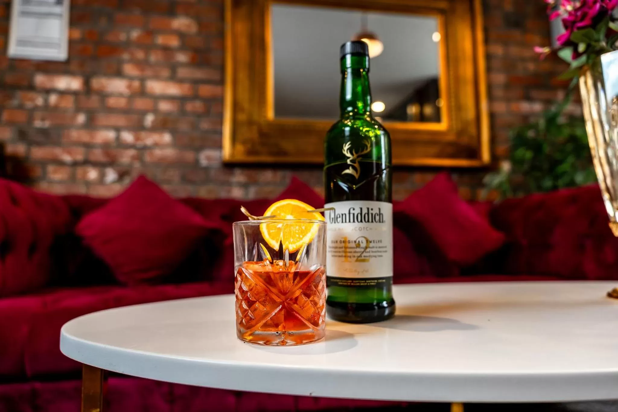 Lounge or bar in Trafford Hall Hotel Manchester, Trademark Collection by Wyndham