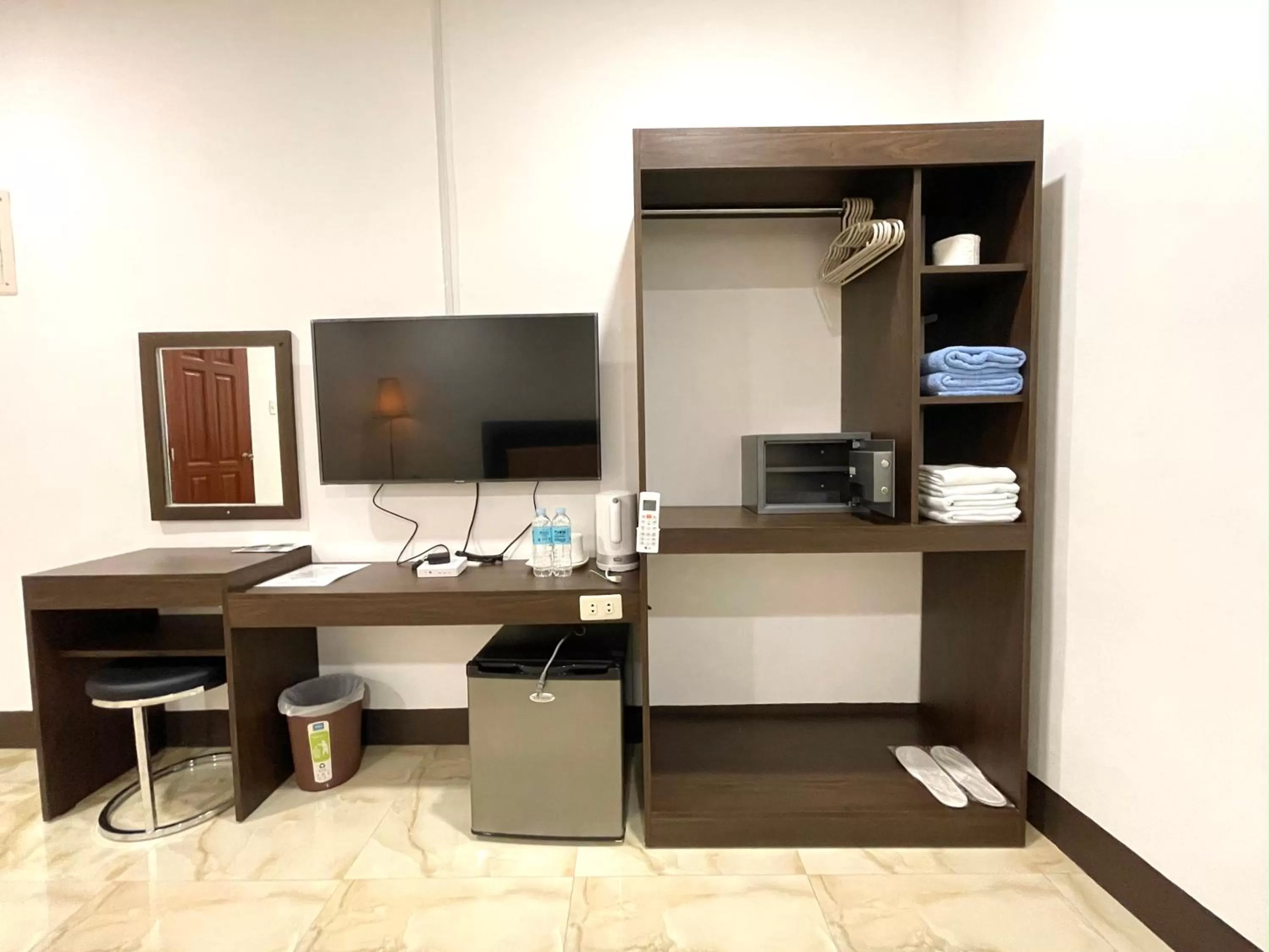 Coffee/tea facilities in MGH Alona Resort