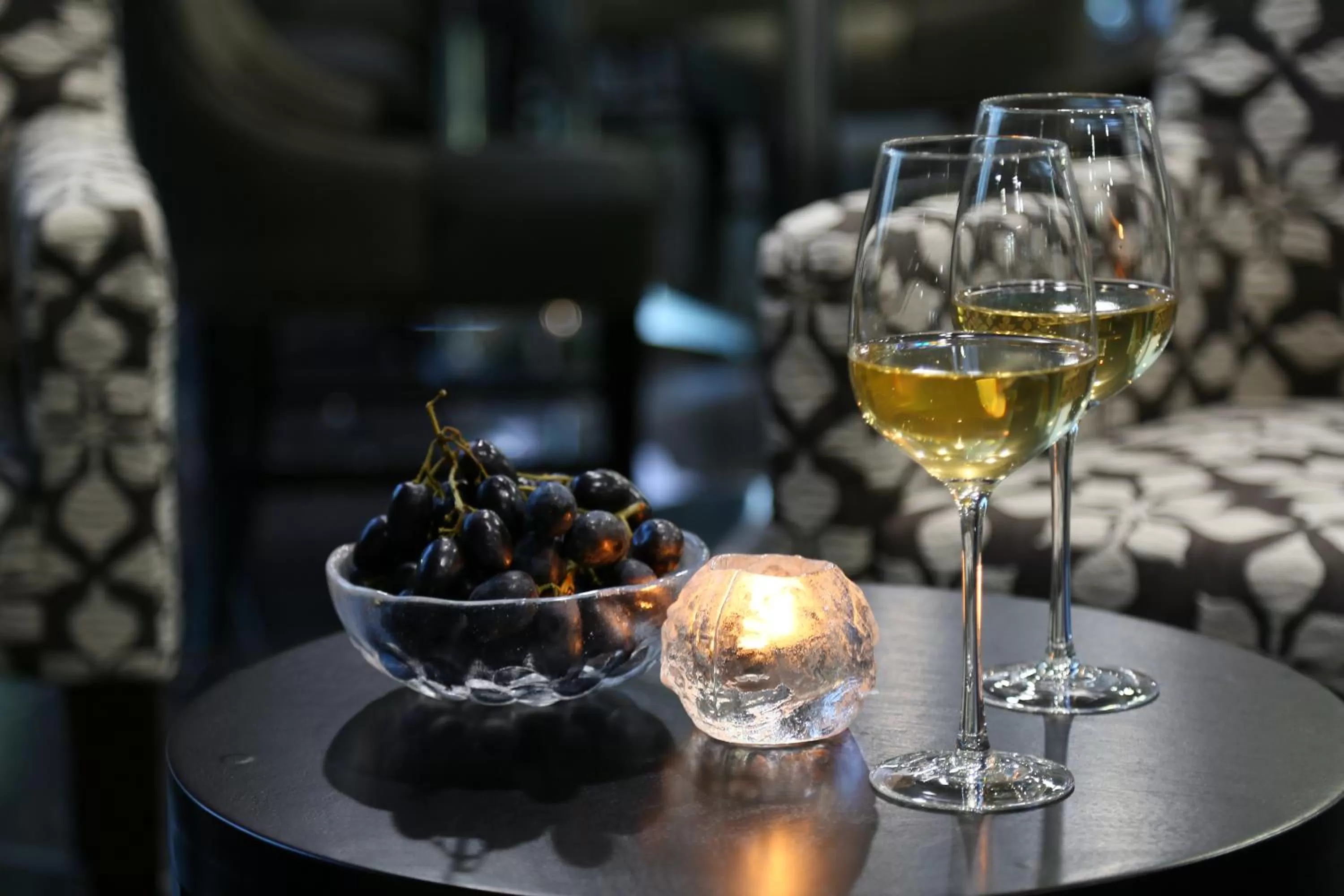 Restaurant/places to eat in Springfield Lakes Boutique Hotel