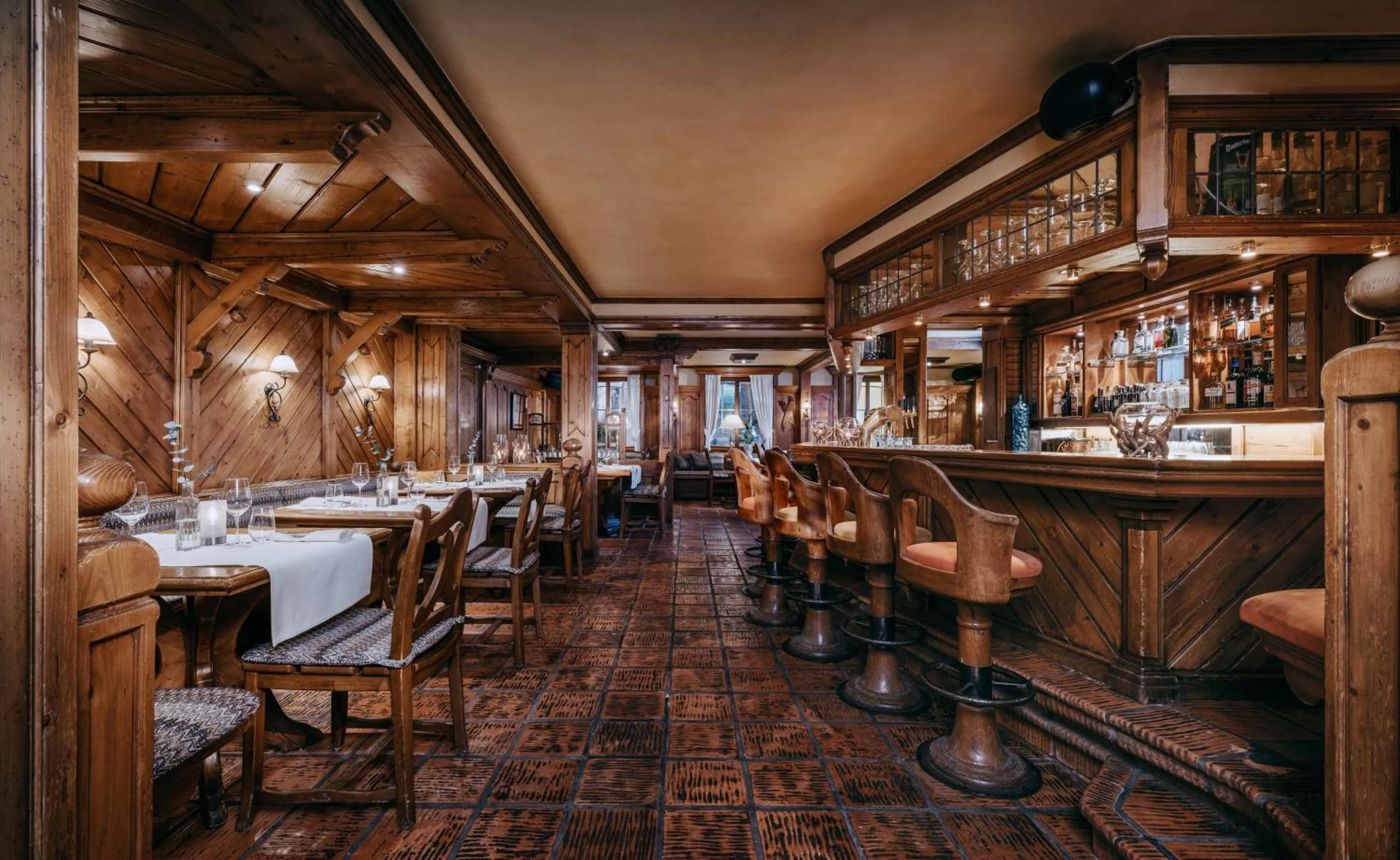 Restaurant/places to eat in Romantik Berghotel Astenkrone