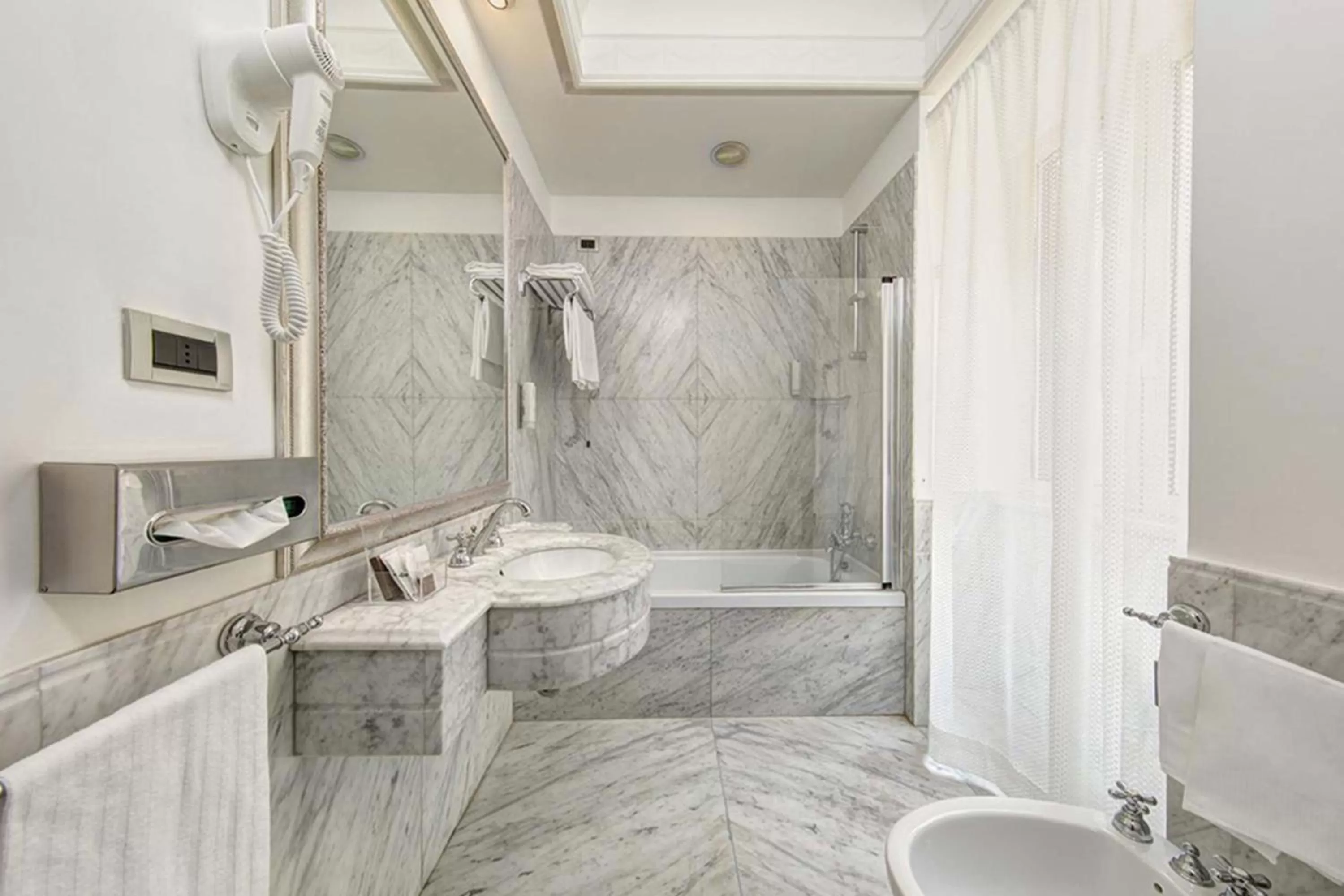 Bathroom in BB Hotels Smarthotel Bailey's