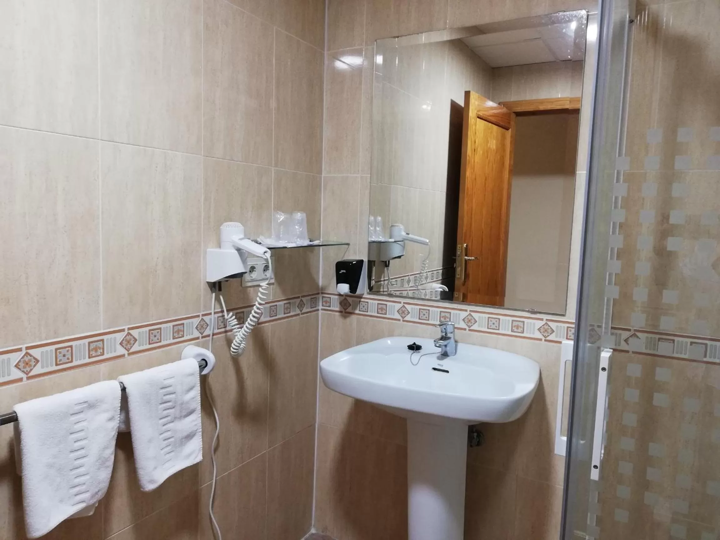 Bathroom in Labella María