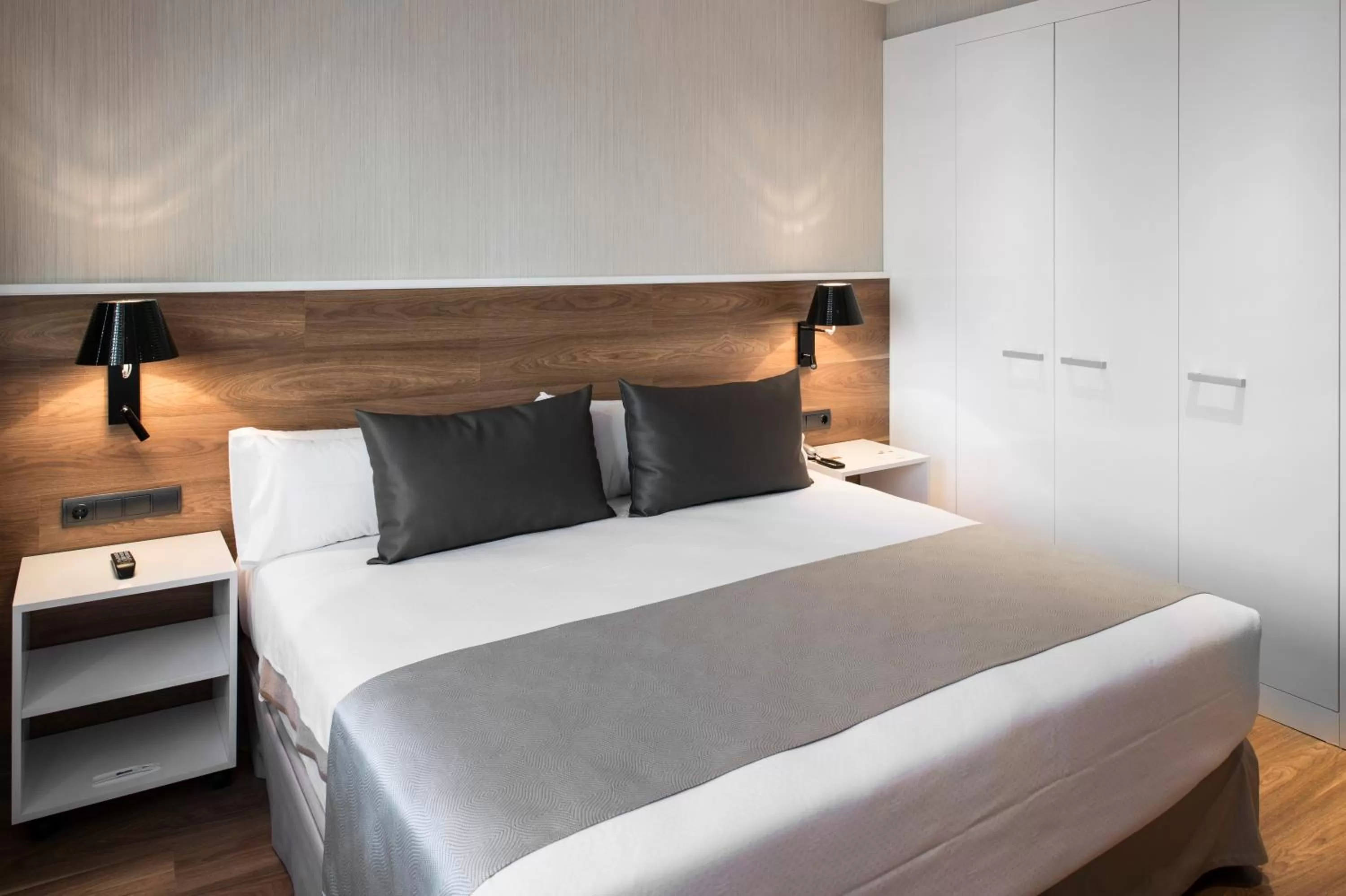 Bed in Catalonia Diagonal Centro