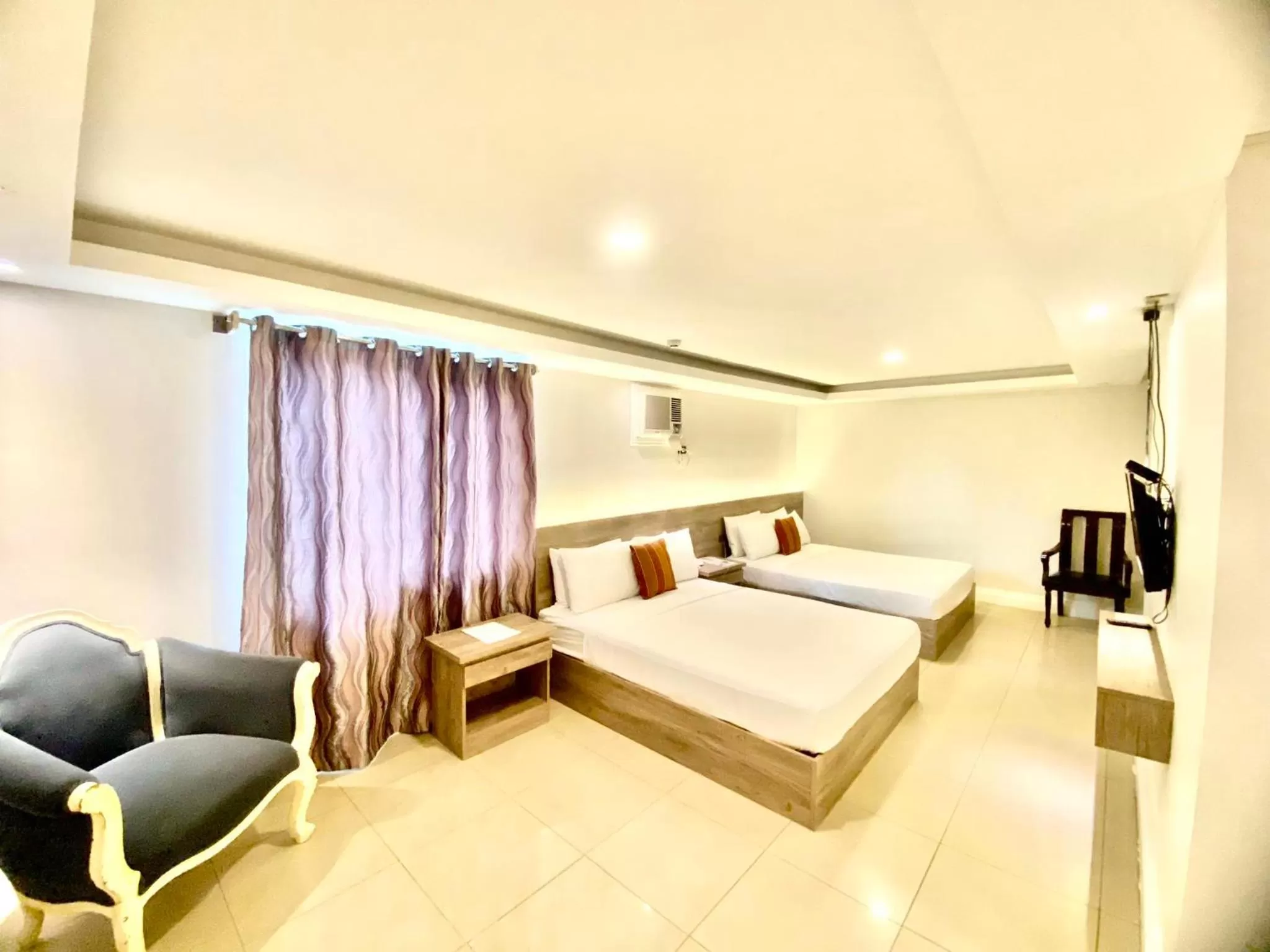 Bed in Hotel Euroasia By BLUEBOOKERS