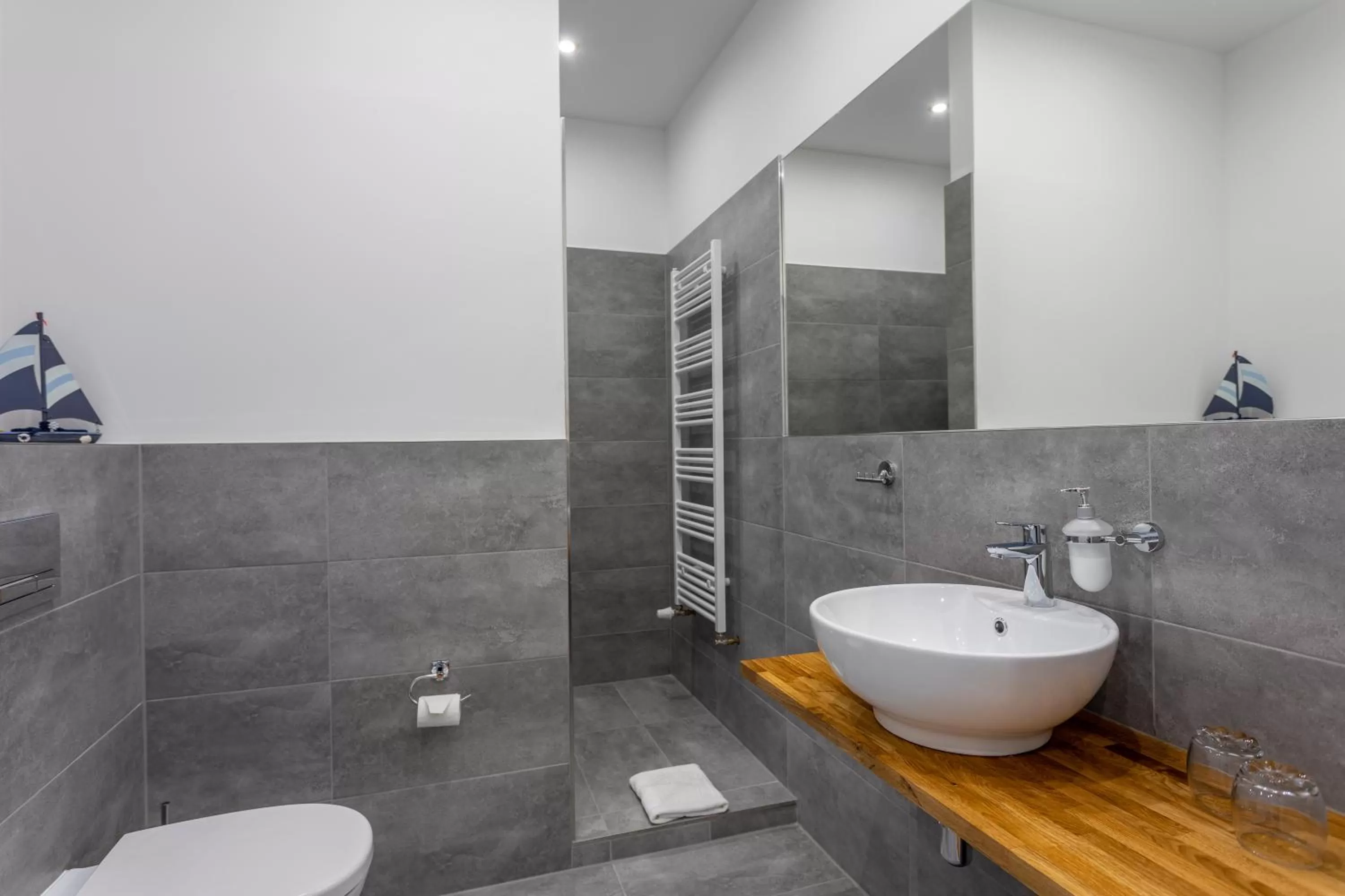 Willa 4 Pory Roku & Uznam