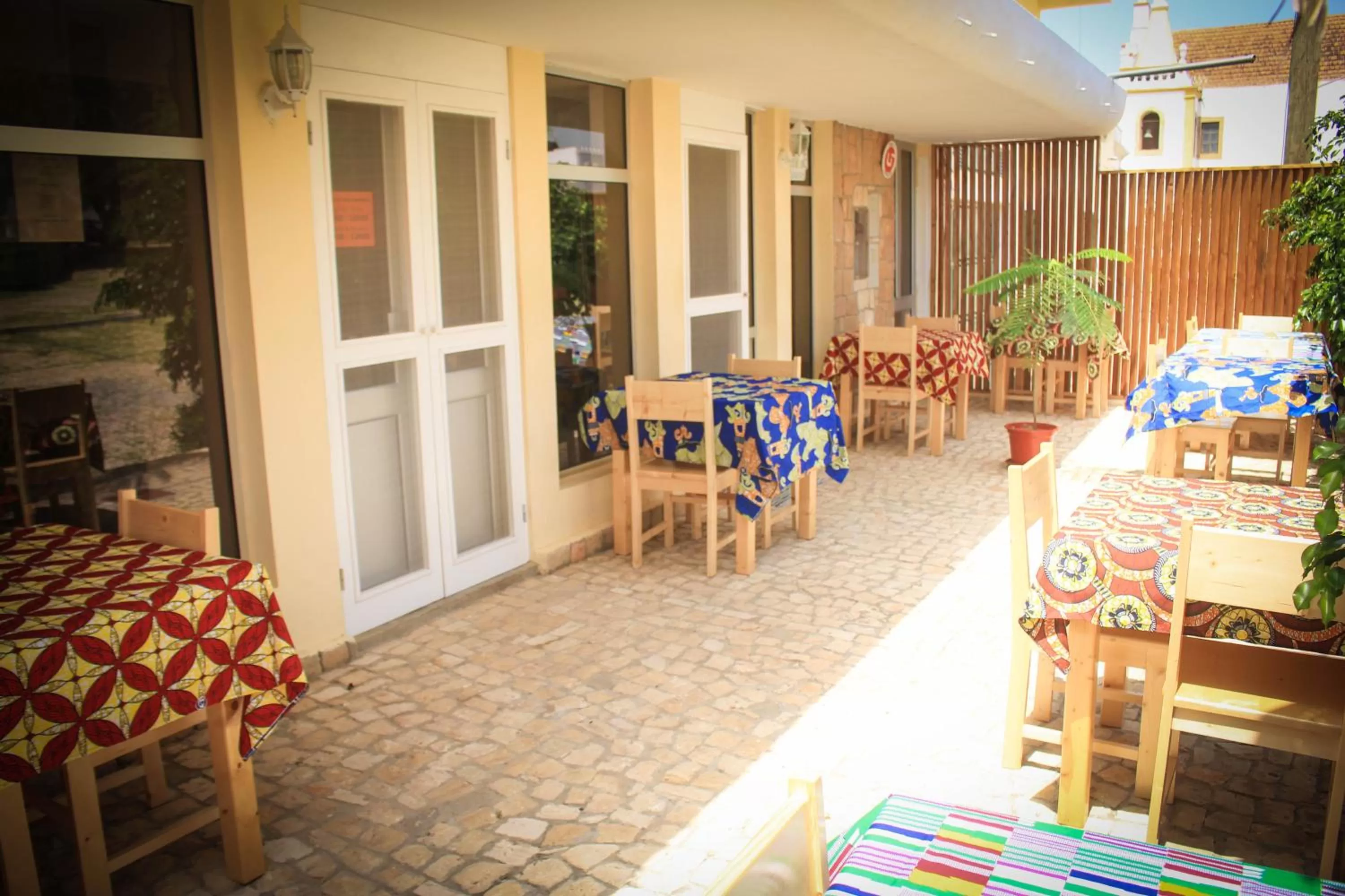 Restaurant/places to eat in Atlantic Maio Hotel