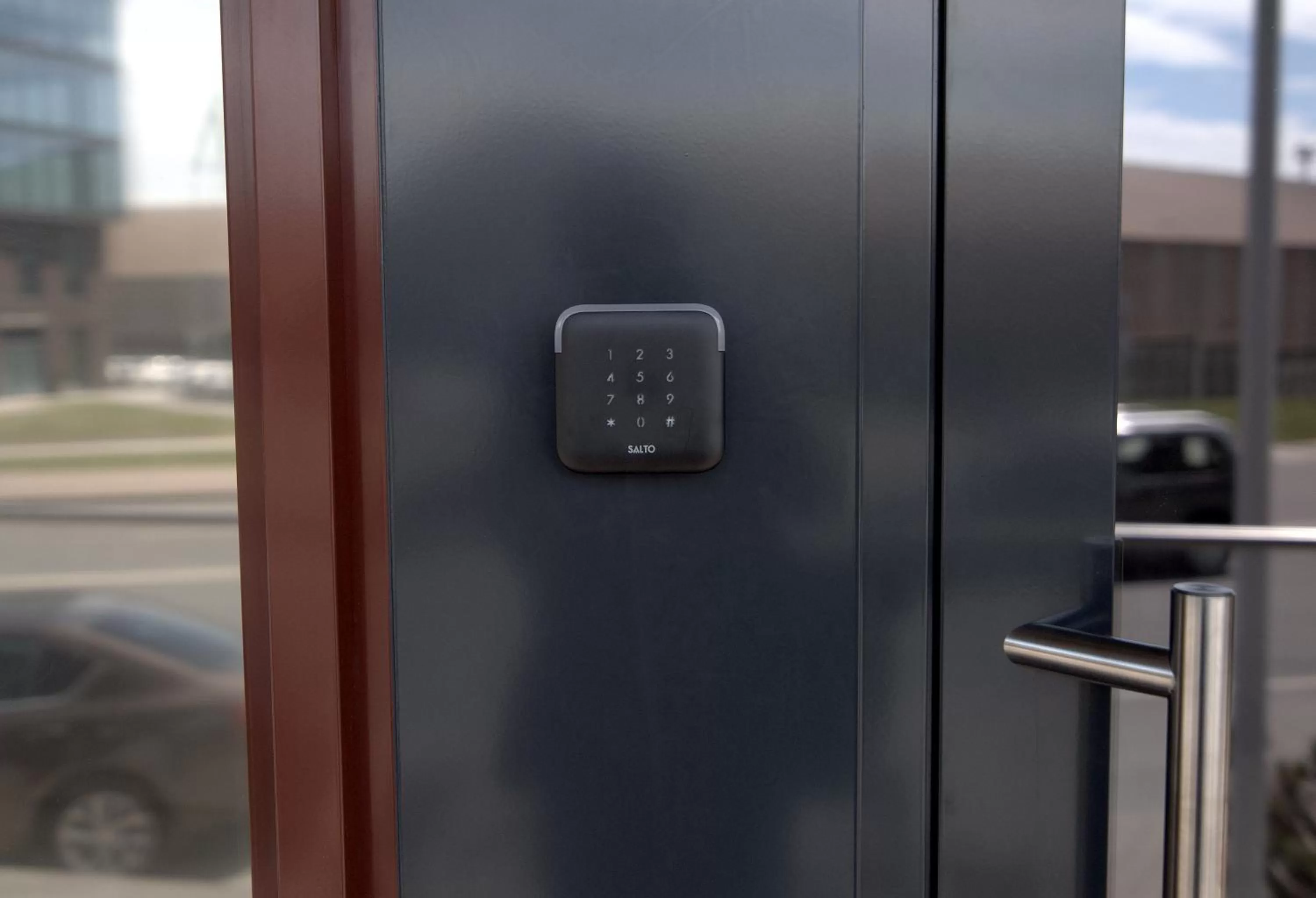 Facade/entrance in Dunetton - self check-in hotel