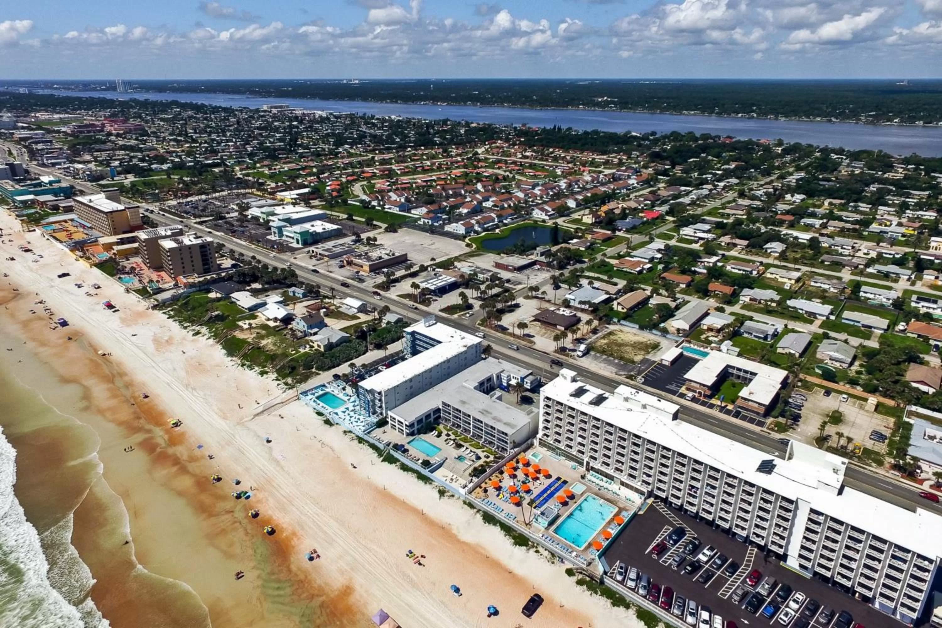 Beach in Chateau Mar Beach Resort