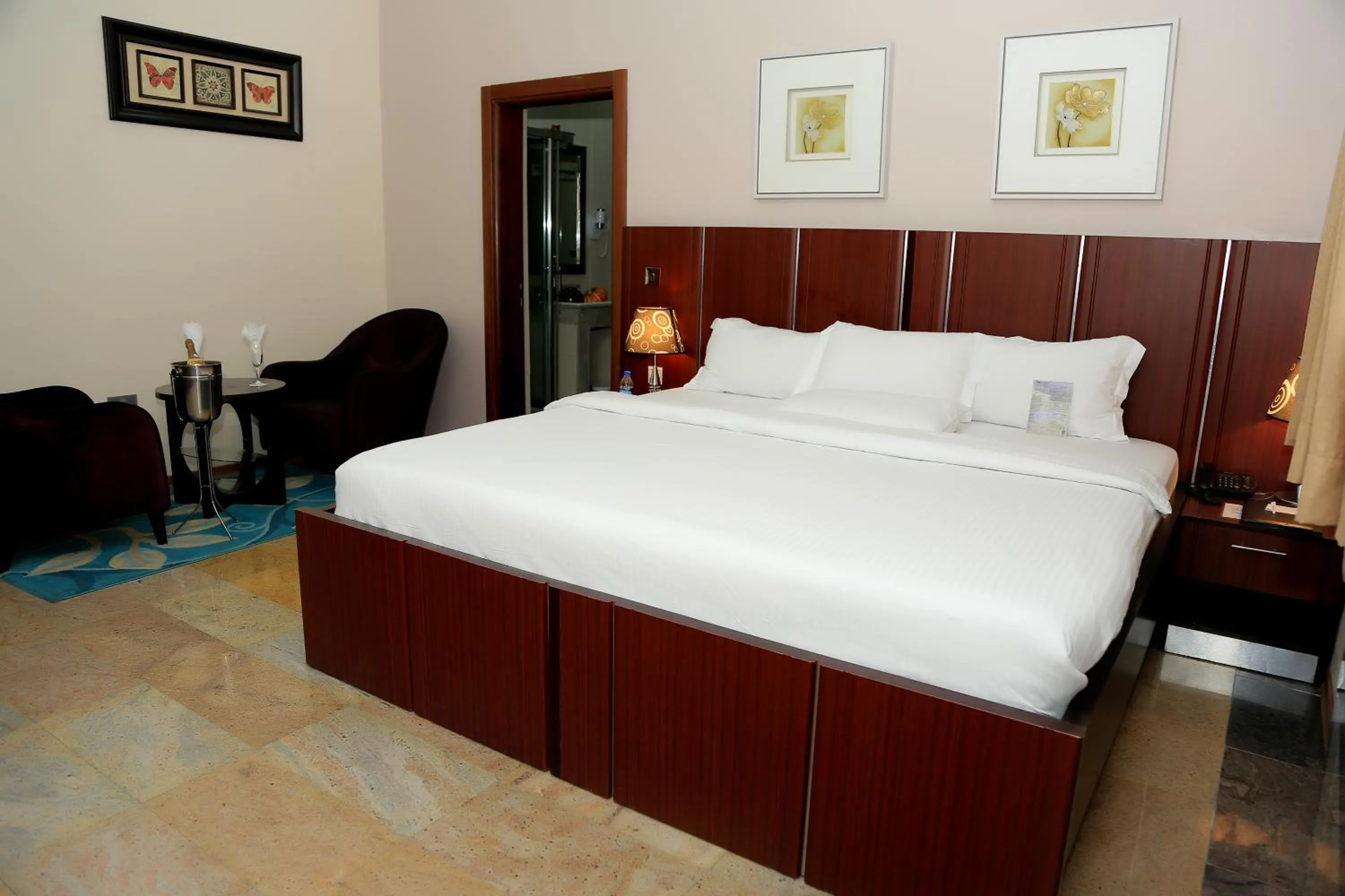 Bedroom, Bed in Swiss International Mabisel Port Harcourt
