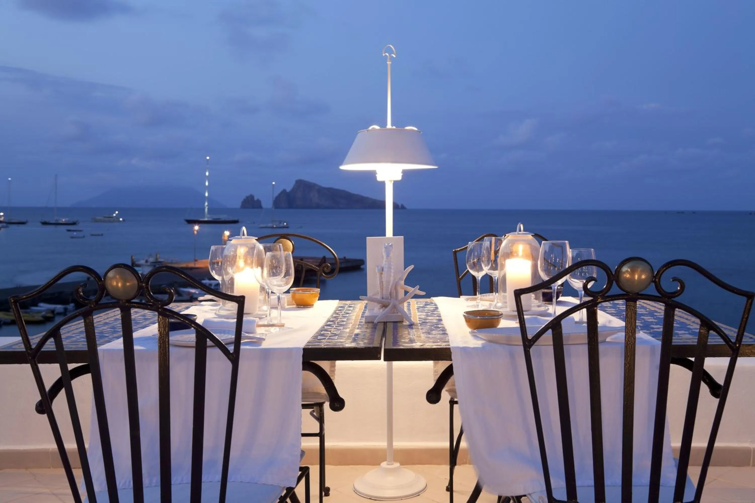 Restaurant/places to eat in Hotel Lisca Bianca