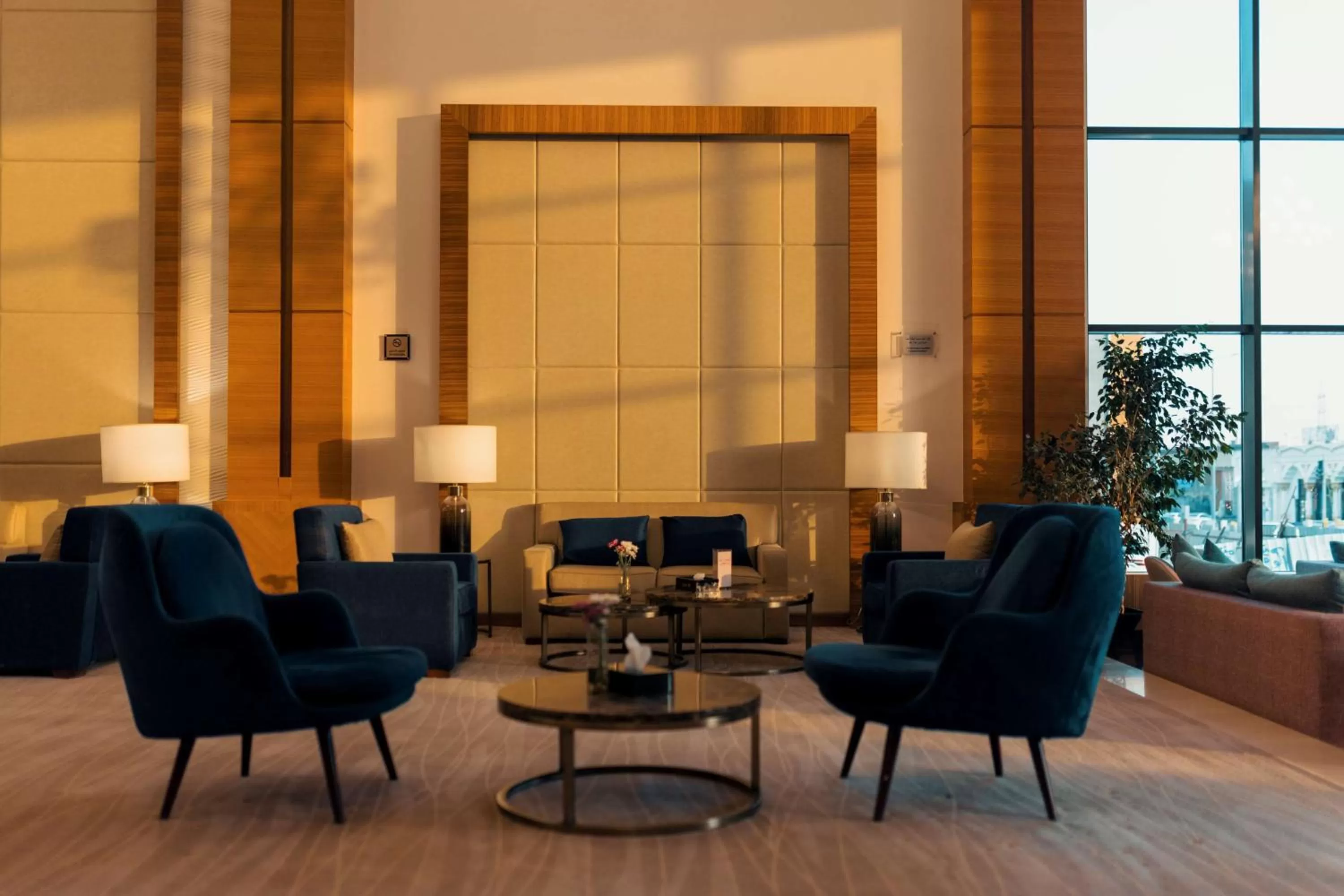 Lobby or reception in Radisson Blu Hotel, Buraidah