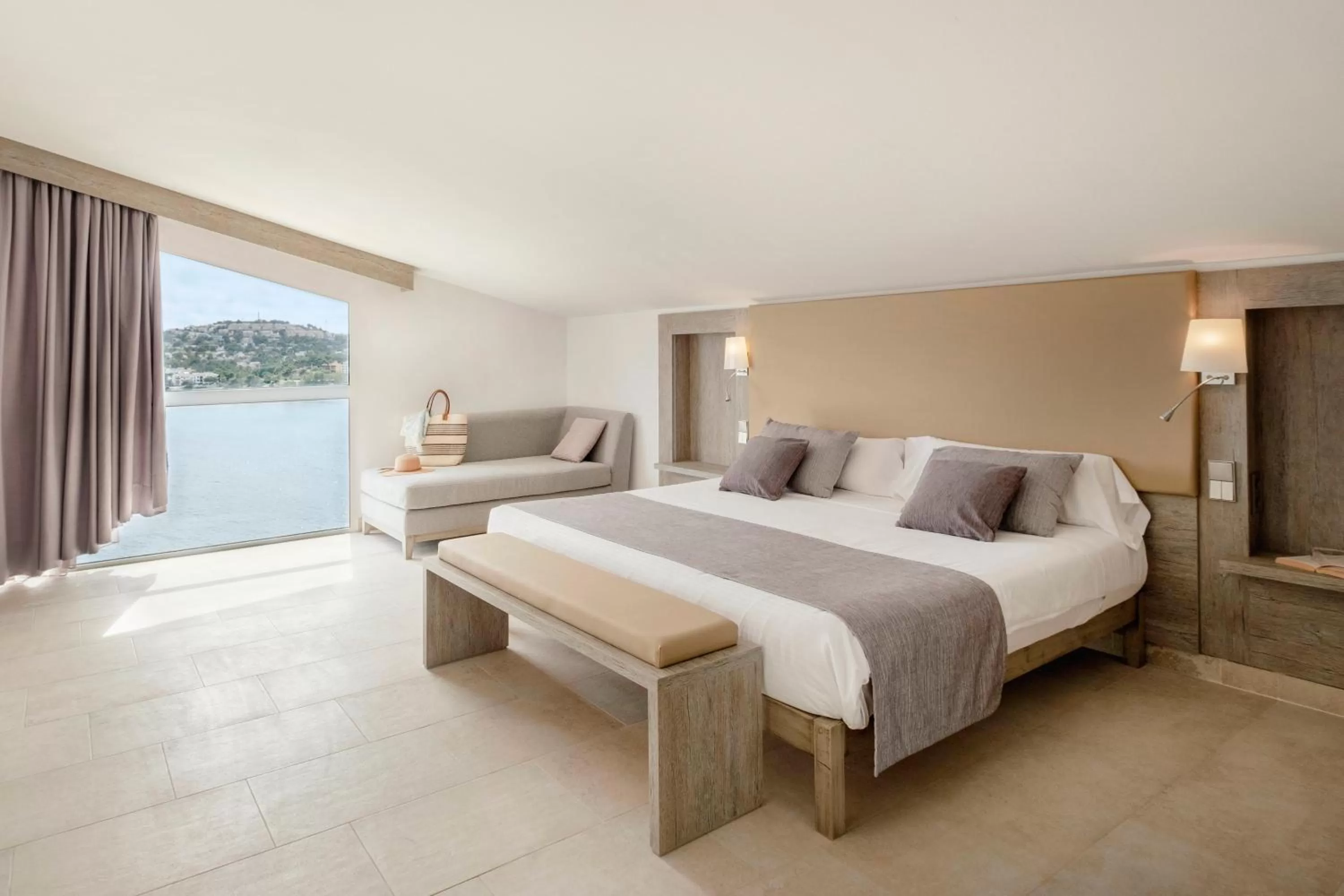 Bed in Sentido Fido Punta del Mar Hotel & Spa - Adults Only