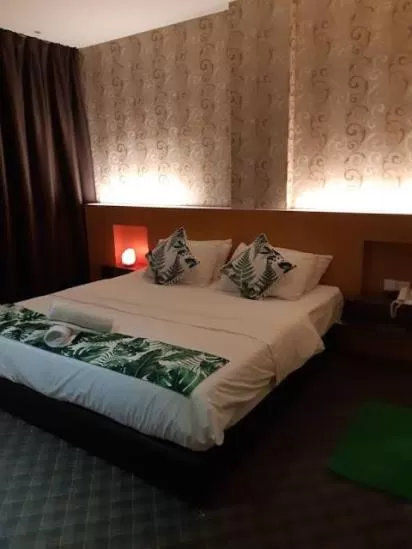 Grandeur Hotel And Spa