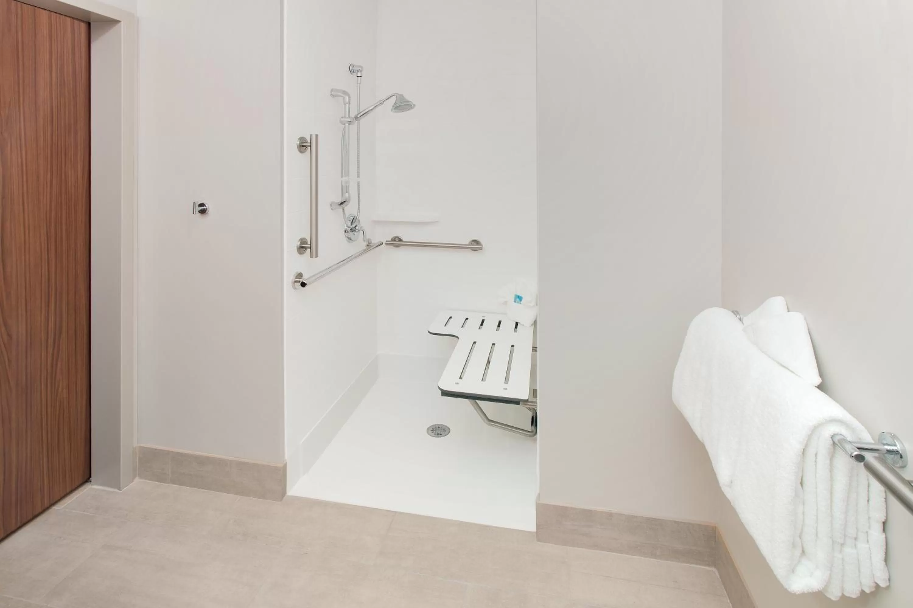 Bathroom in Holiday Inn Express & Suites - Sterling Heights-Detroit Area by IHG