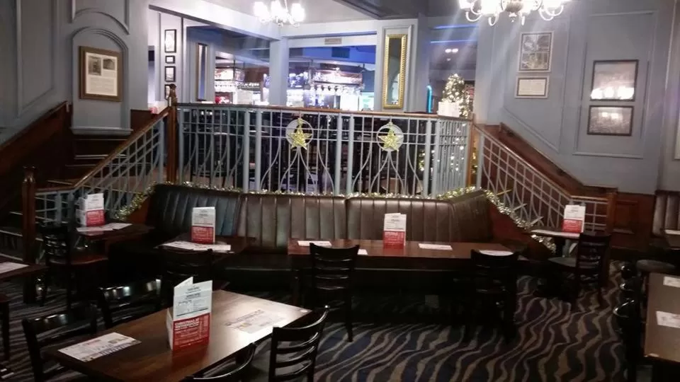 Restaurant/places to eat in The Yarborough Hotel Wetherspoon
