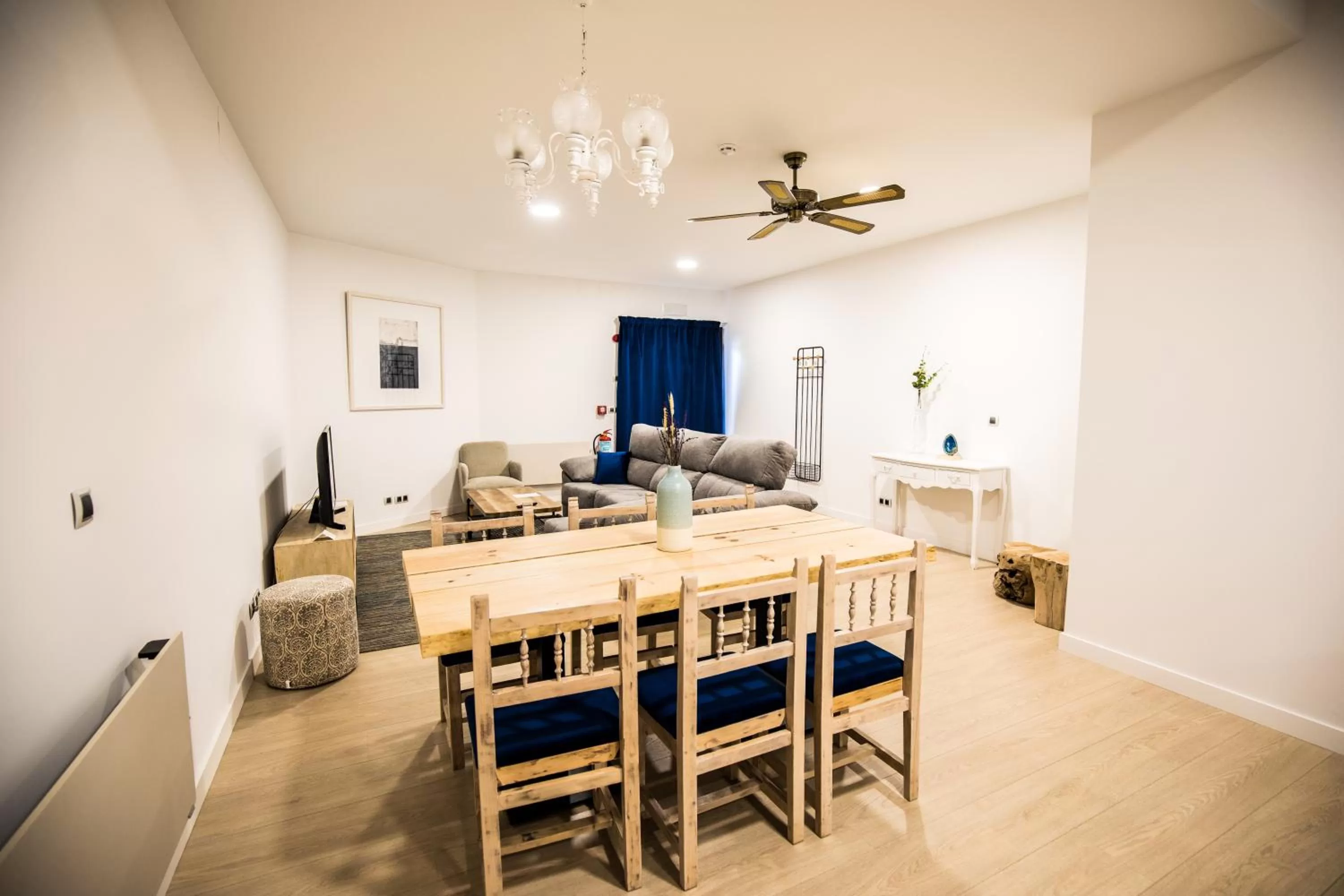 Dining Area in The Rock Suites & Spa
