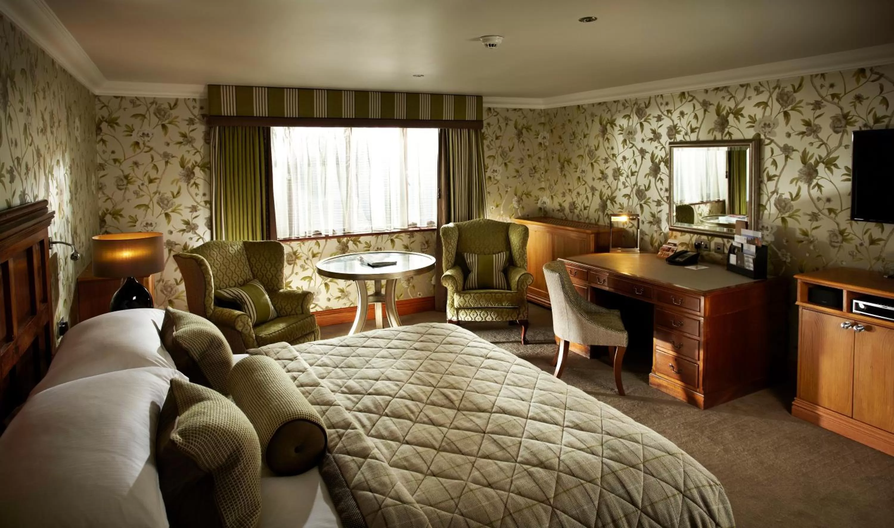 Photo of the whole room, Bed in Pennyhill Park Hotel and Spa