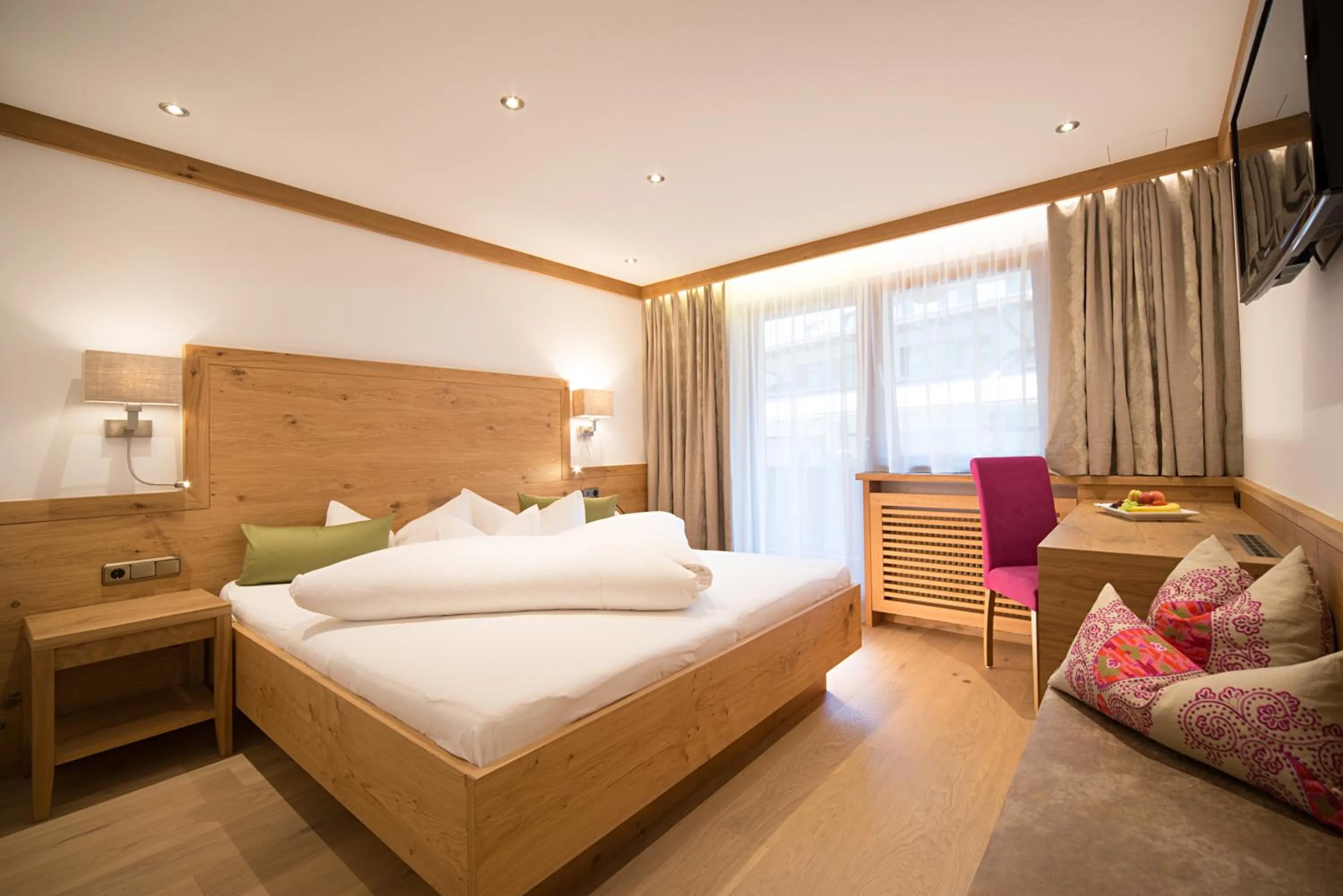 Photo of the whole room, Bed in Hotel Garni Glockenstuhl