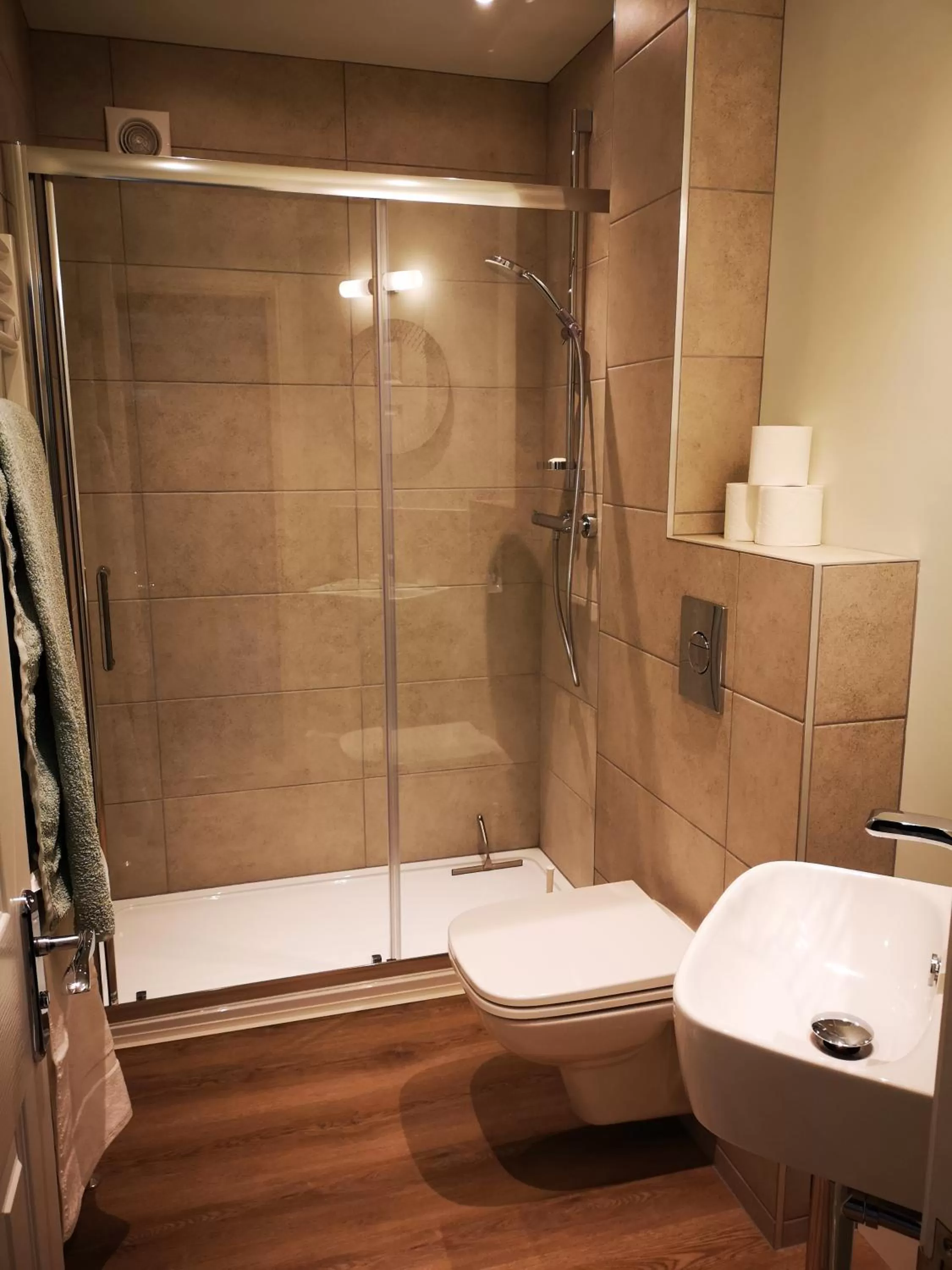 Bathroom in Kell House Bed & Breakfast