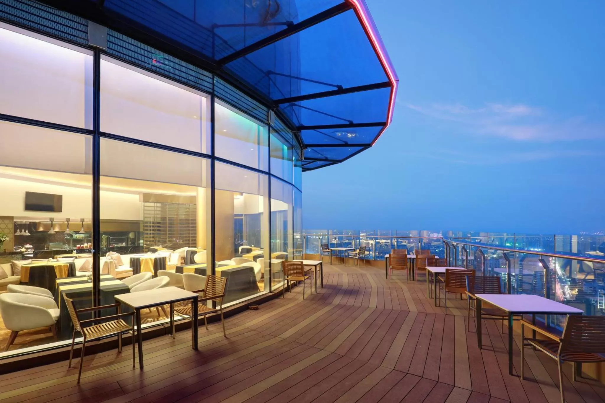 Restaurant/places to eat in Crowne Plaza Dhaka Gulshan by IHG