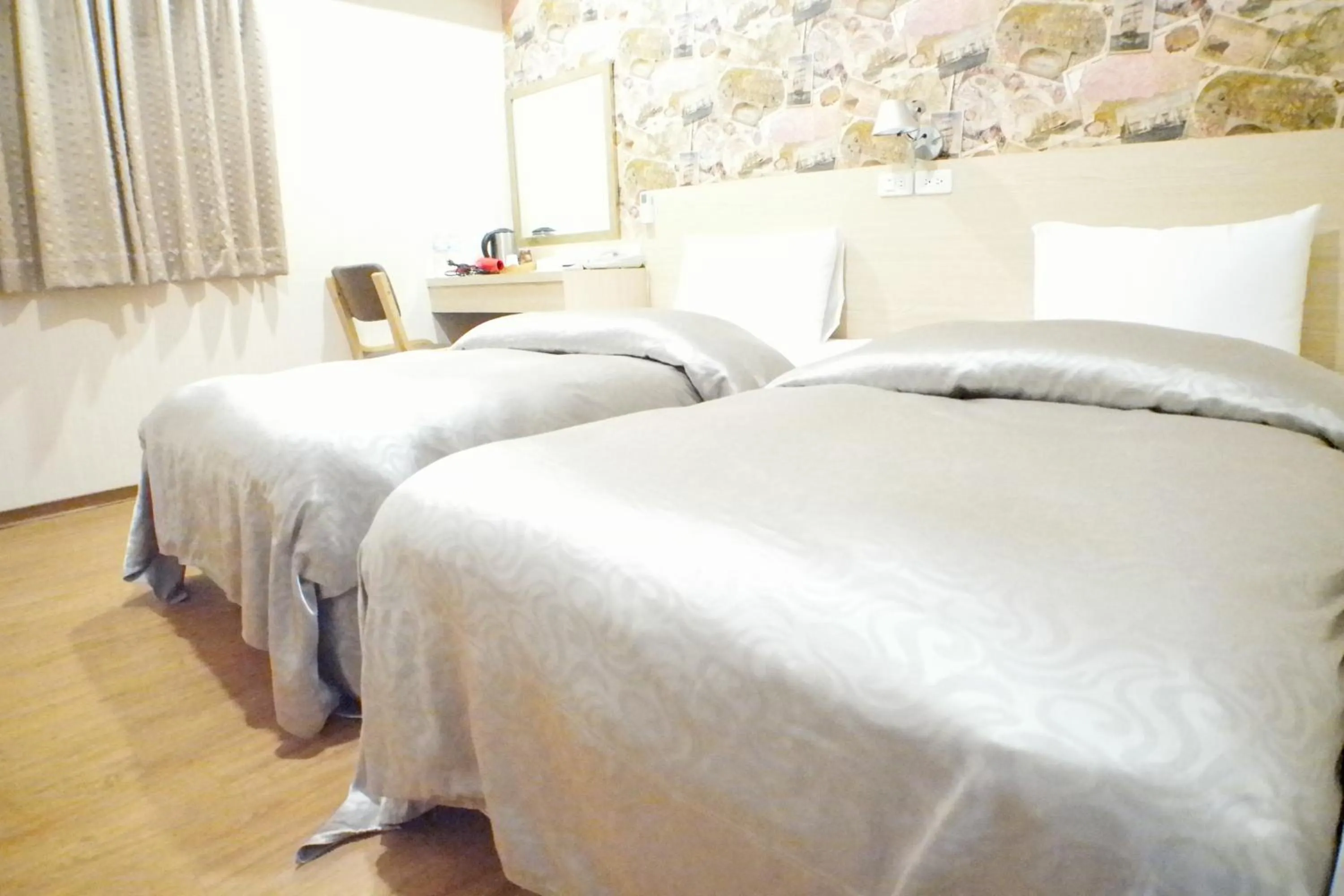 Photo of the whole room, Bed in Sanduo Hotel