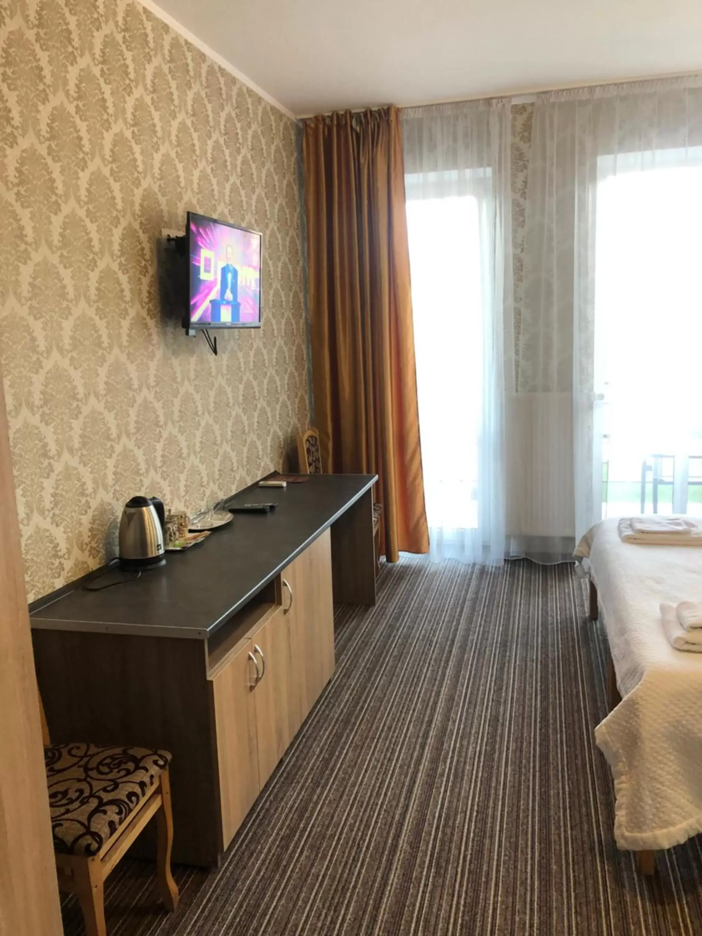 Twin Room with Balcony in Motel Kurortnyy & SPA Twin Room with Balcony in Motel Kurortnyy & SPA