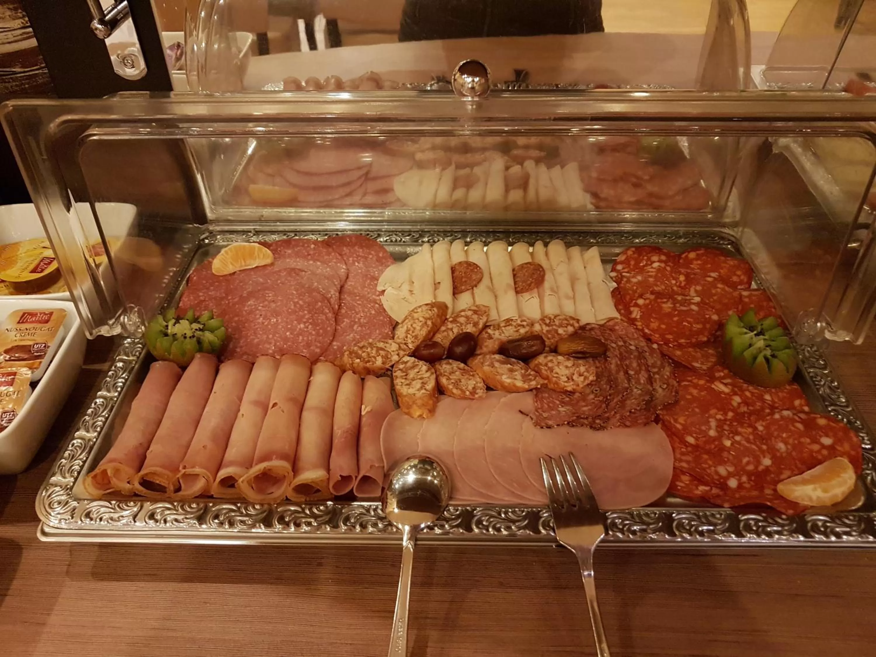 Breakfast in Hotel Zum Weissen Ross