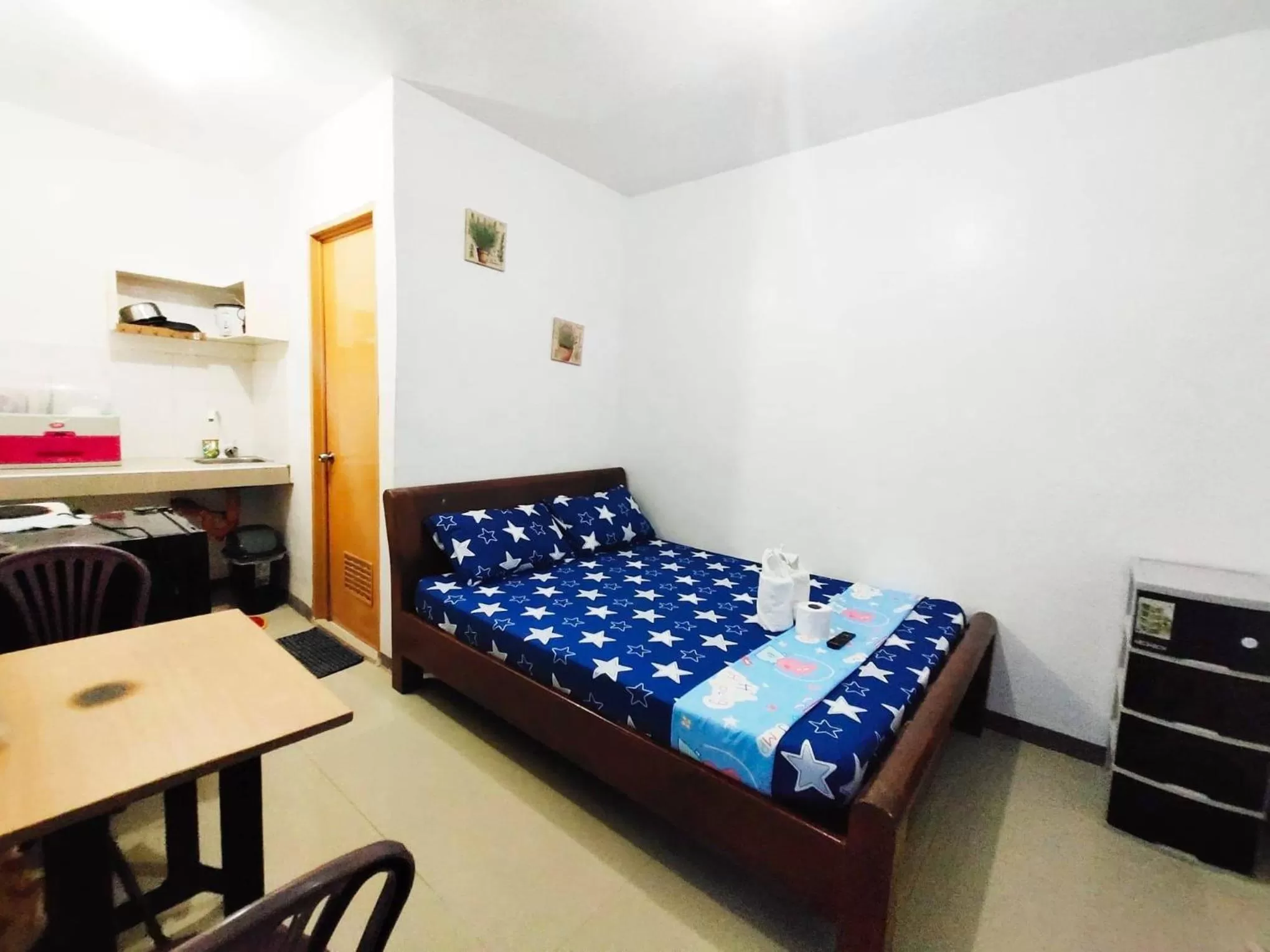 Bed in Gaea's Apartments