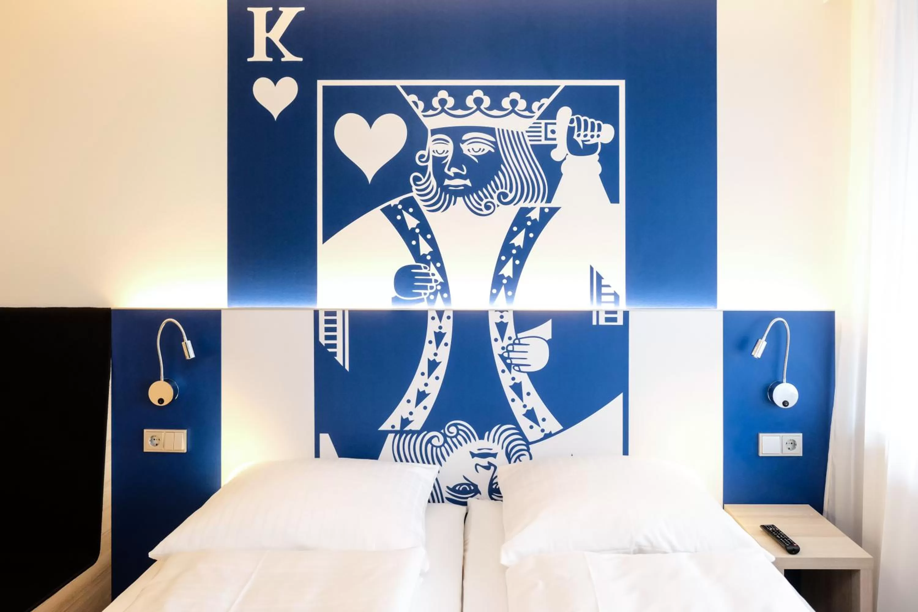 Bed in Aparthotel Paderborn