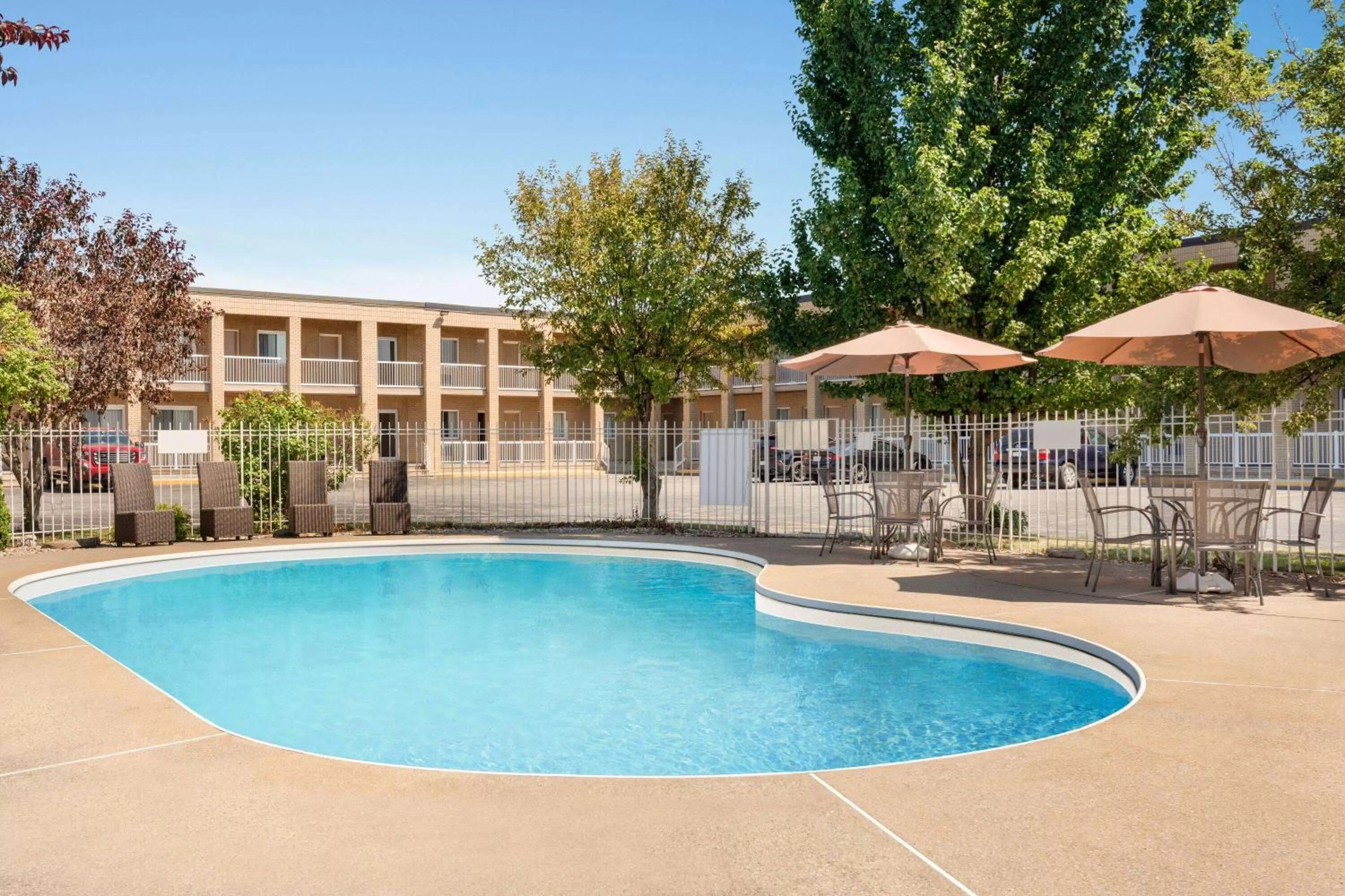 On site in Super 8 by Wyndham Windsor/Dougall