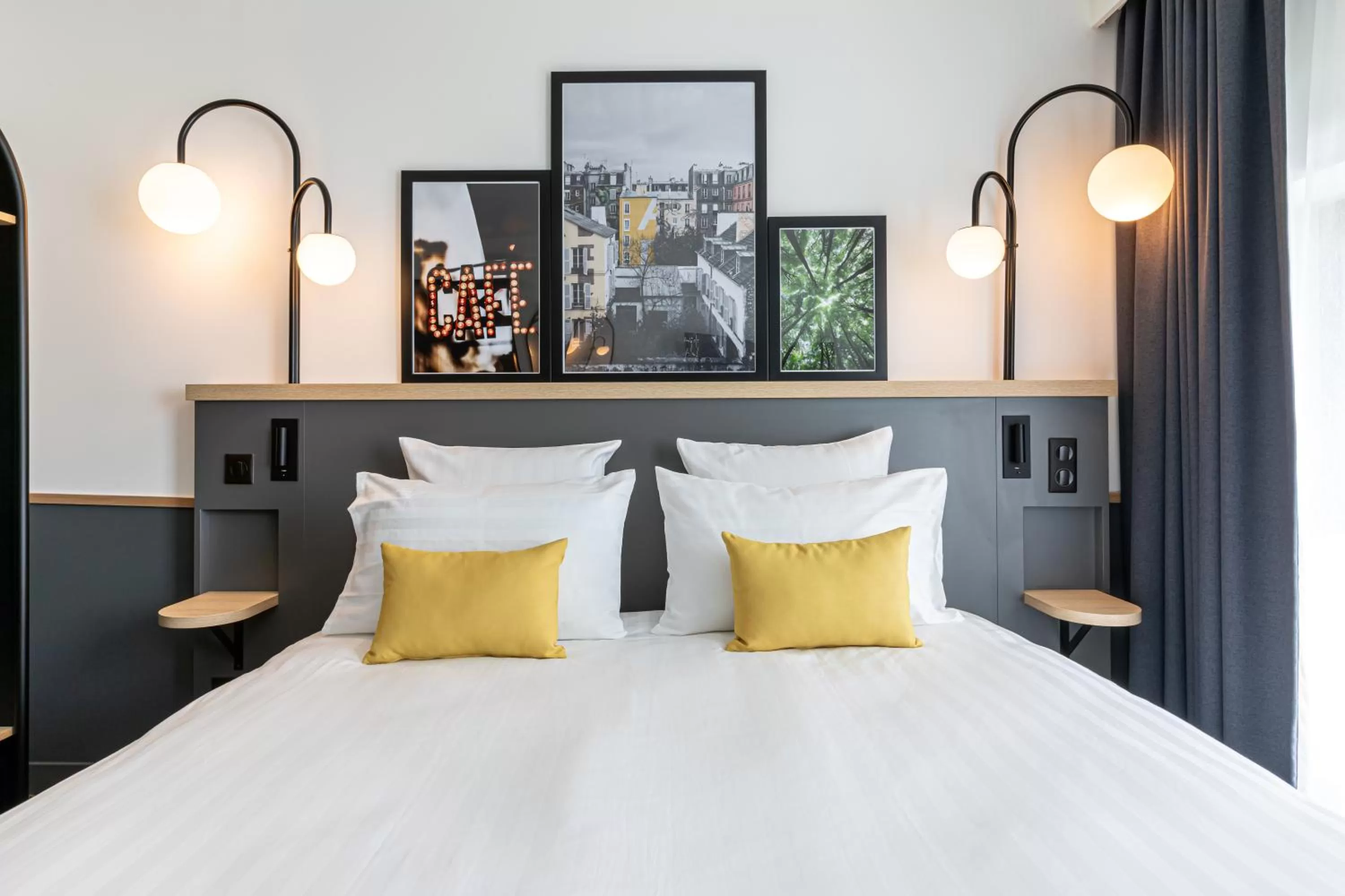 Bed in Best Western M-Treize Paris Asnieres