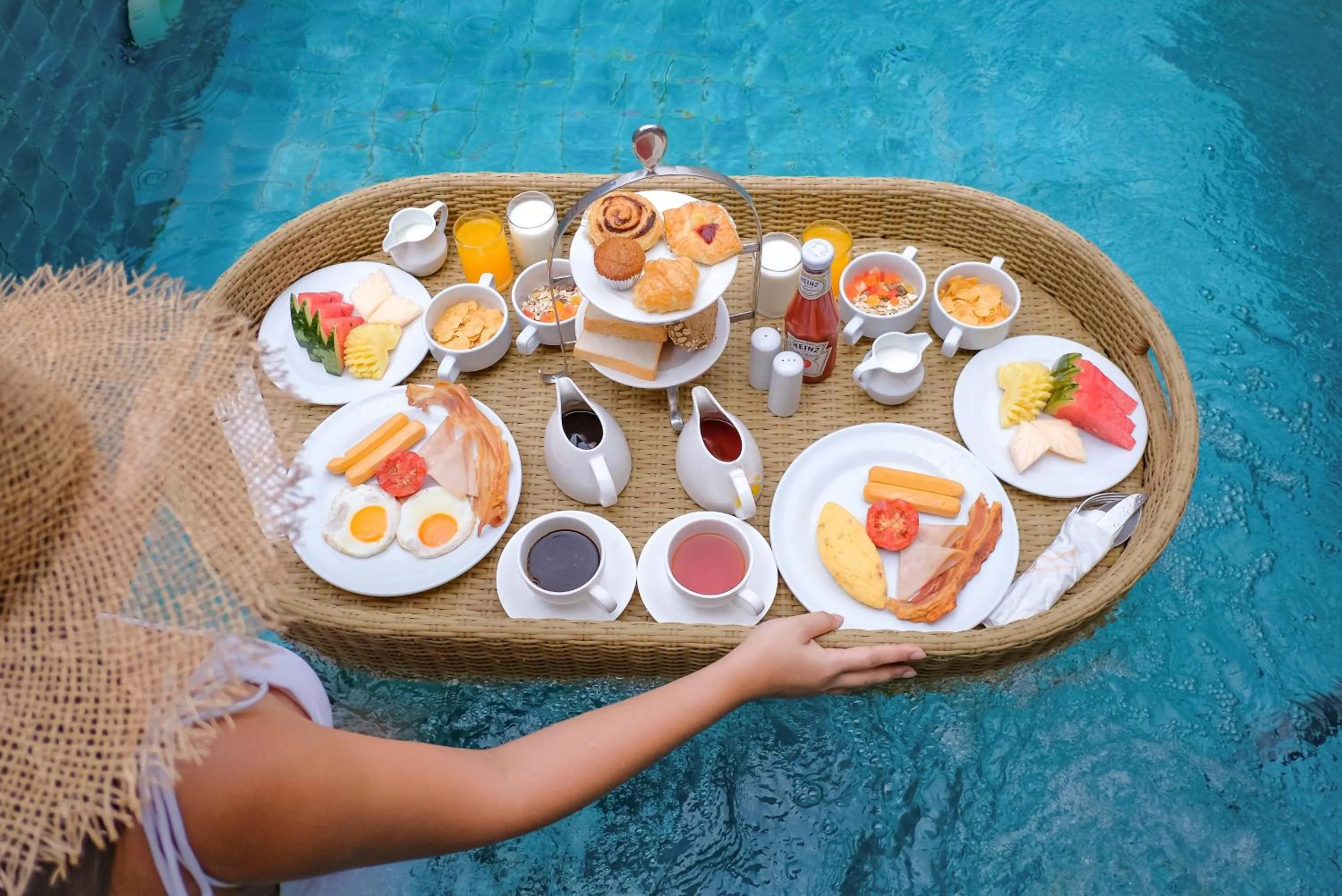 Breakfast in Metadee Concept Hotel