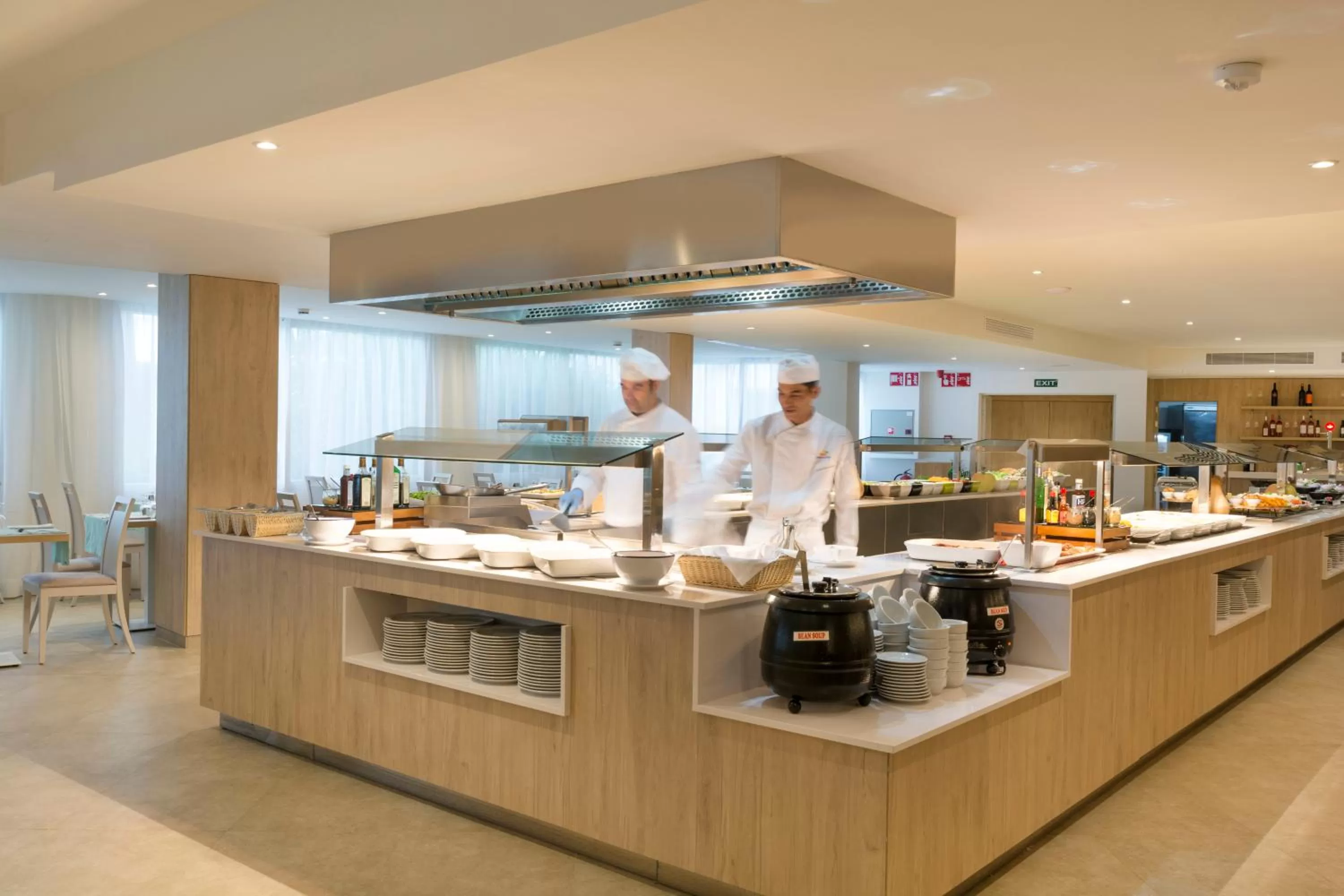 Staff in HSM Linda Playa