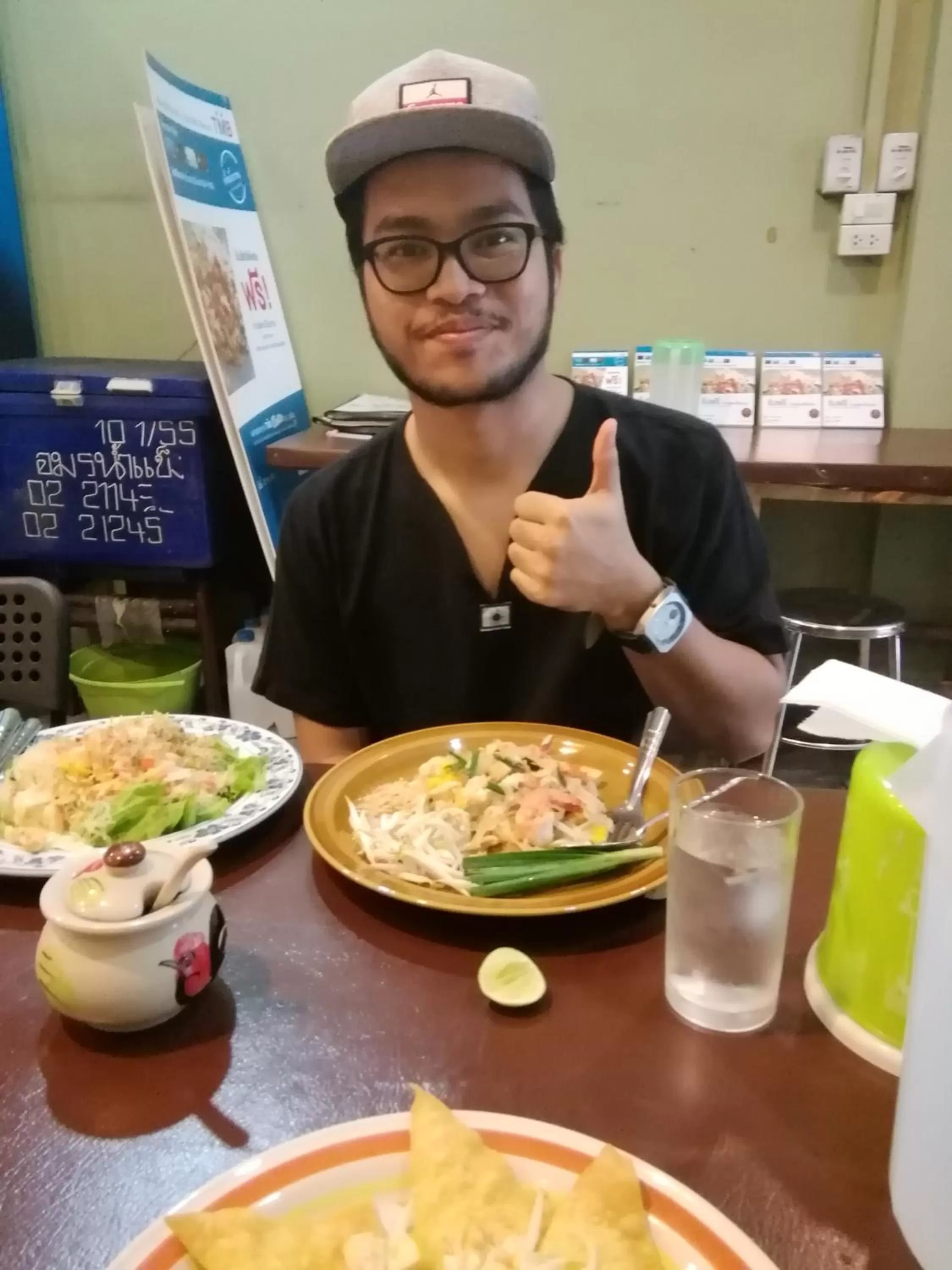 The Cube Sathorn Boutique Hotel เดอะ คิวบ์ สาทร บูติค โฮเทล Near BTS Surasak