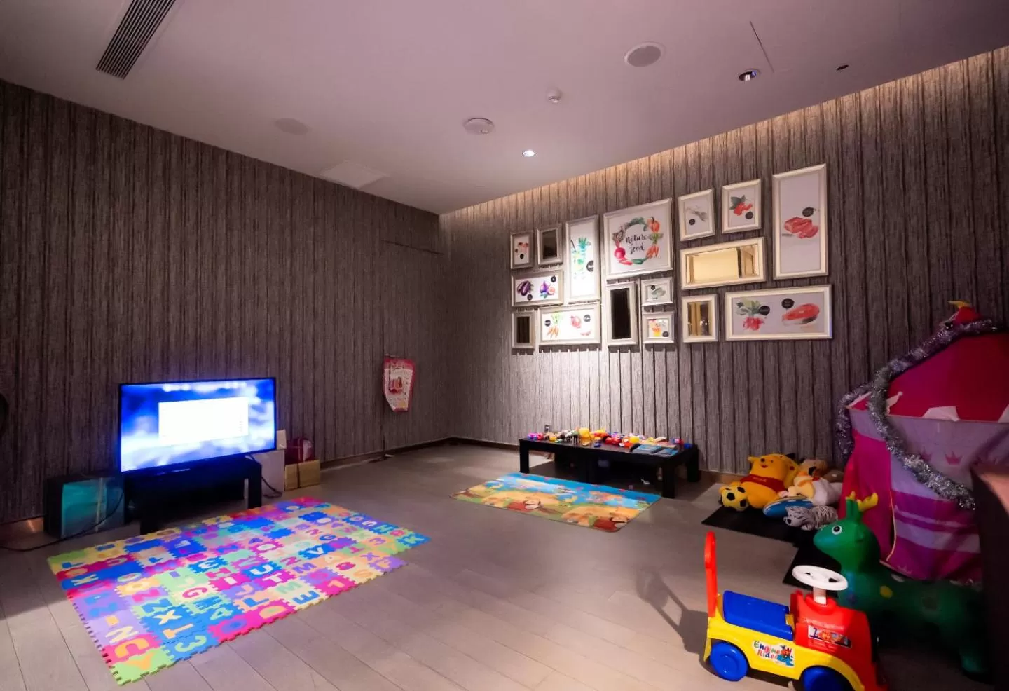 Kids's club in Holiday Inn & Suites Rayong City Centre by IHG