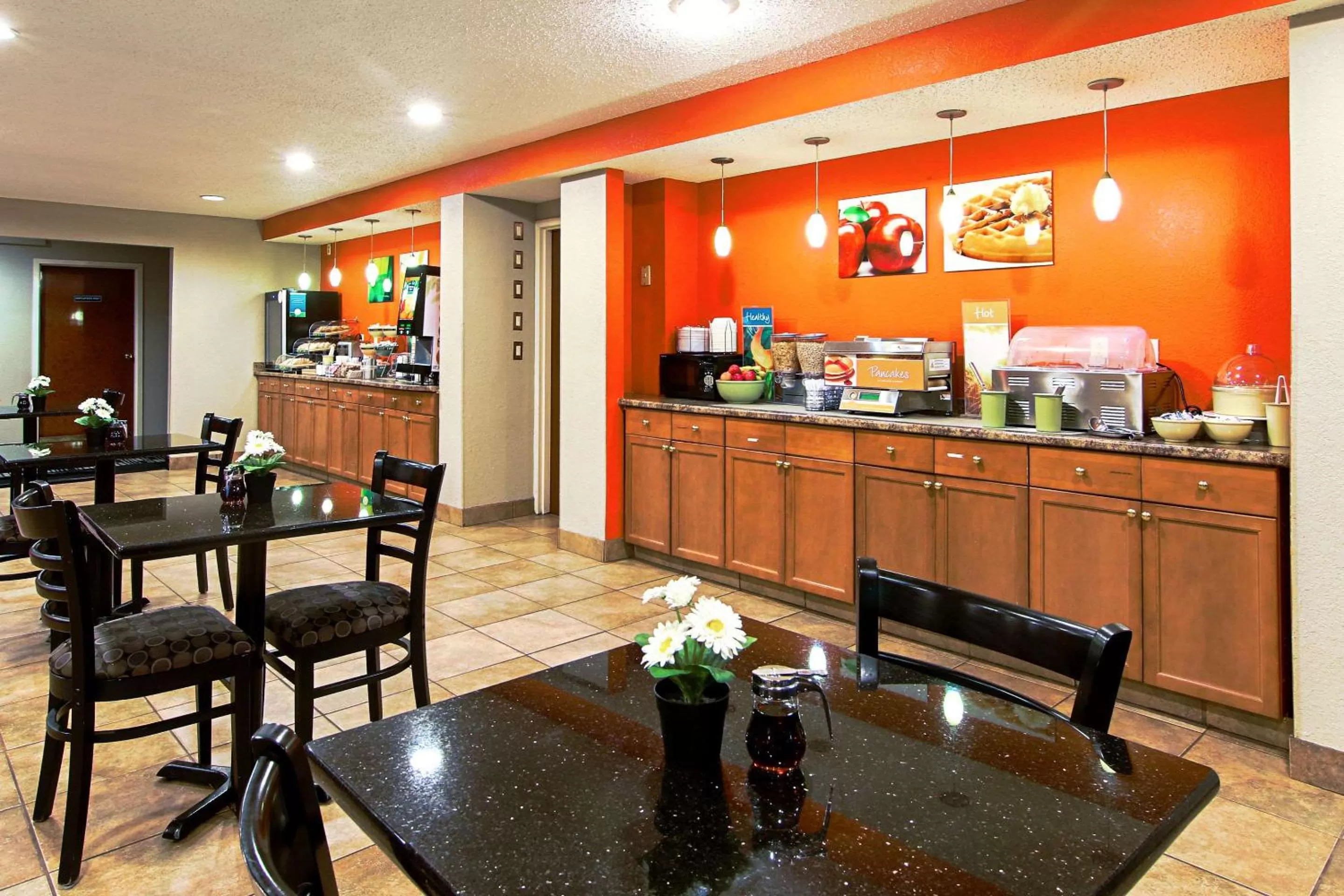 Restaurant/places to eat in Quality Inn Plainfield I-395