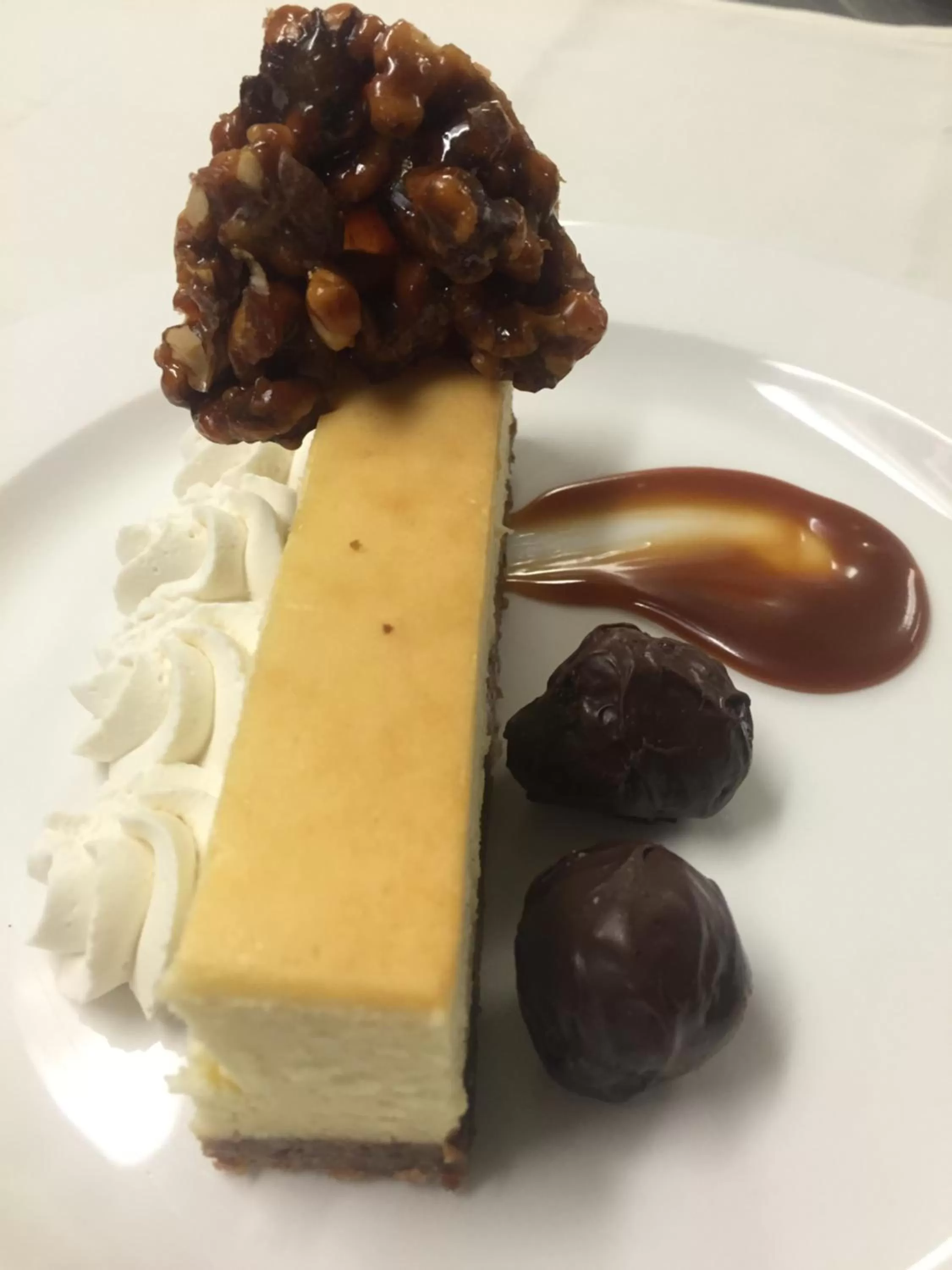 Food and drinks in White Mountain Hotel and Resort