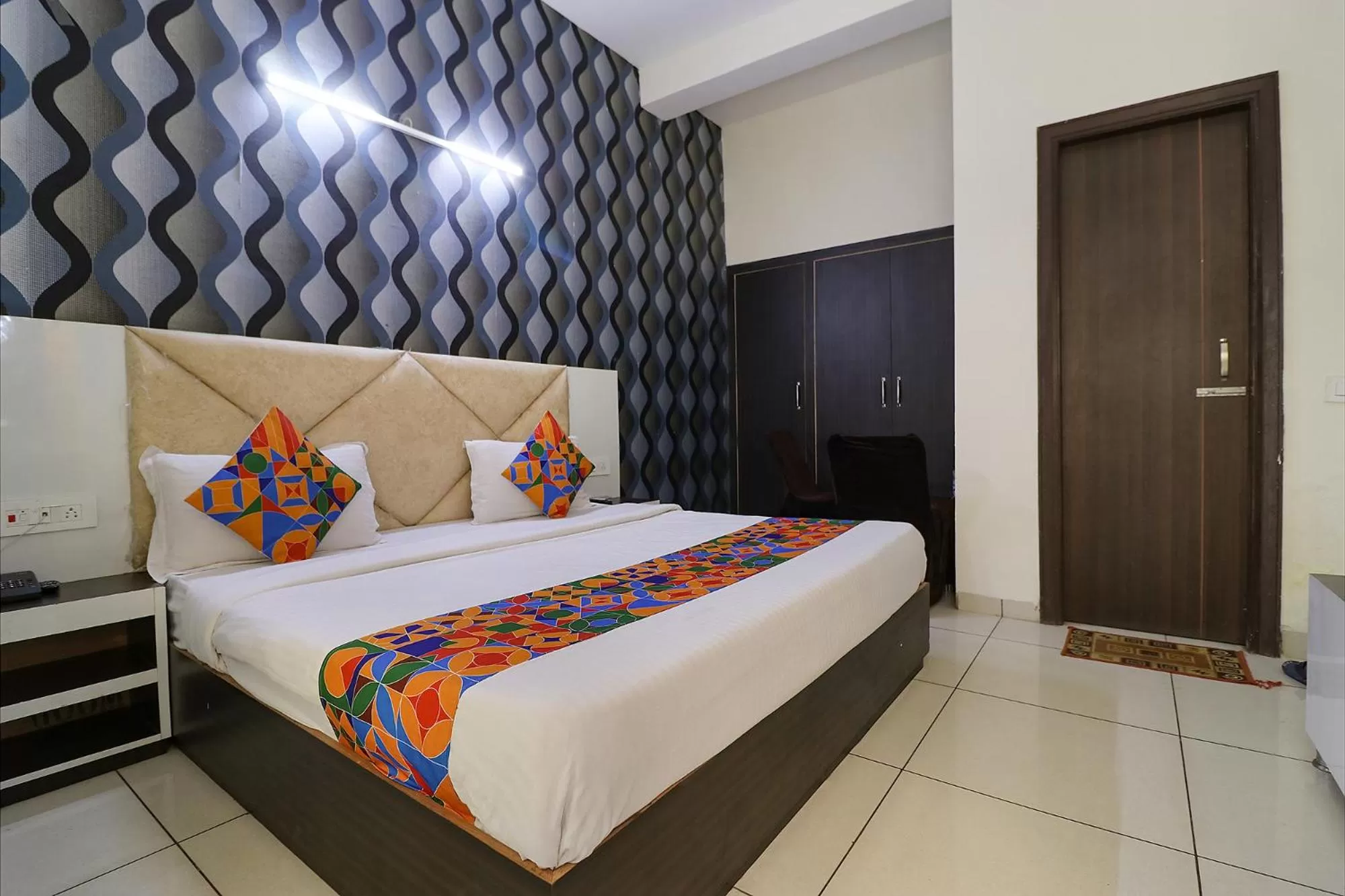 Photo of the whole room, Bed in FabHotel K9