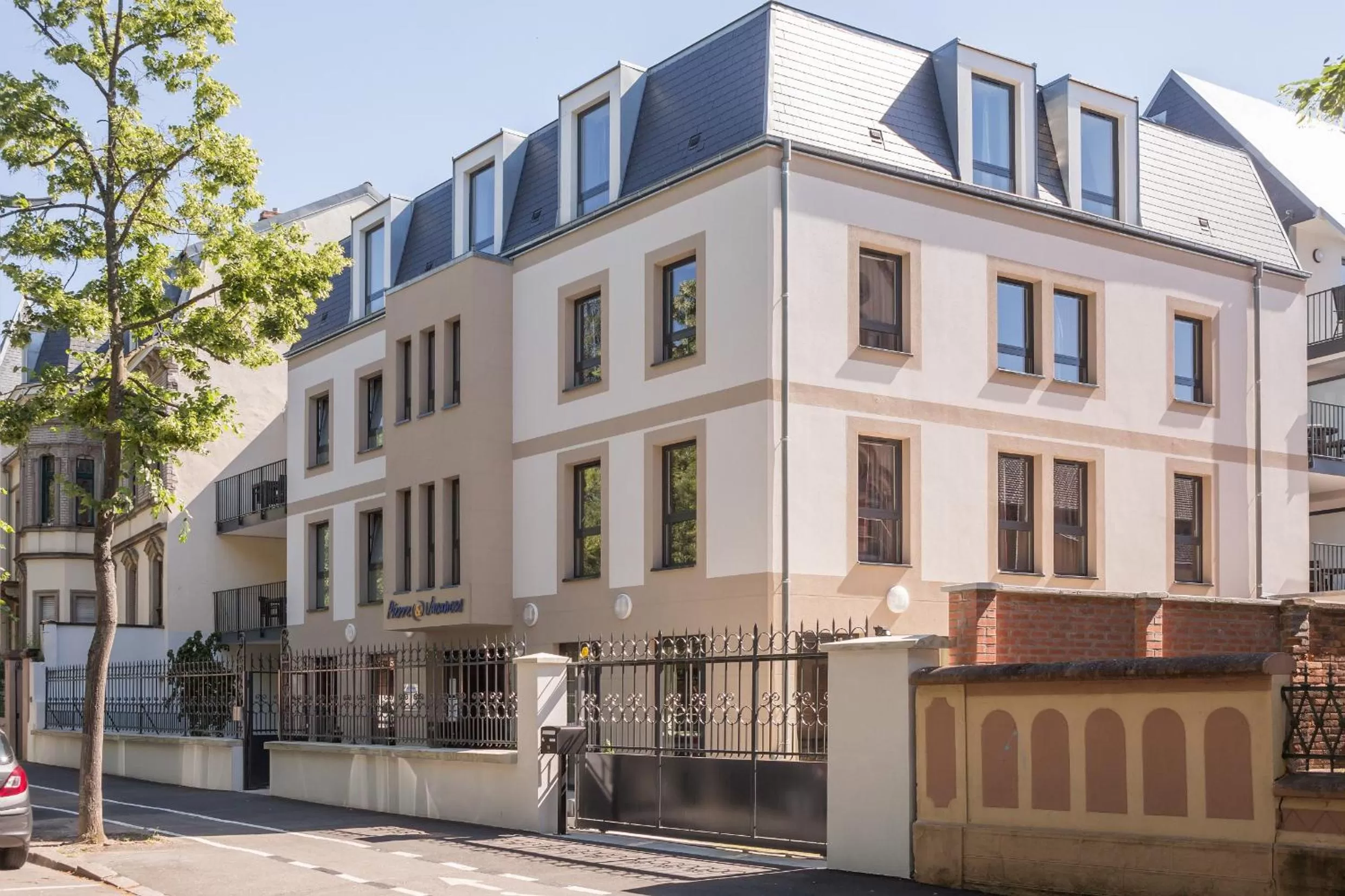 Property building in Résidence Pierre & Vacances La Petite Venise