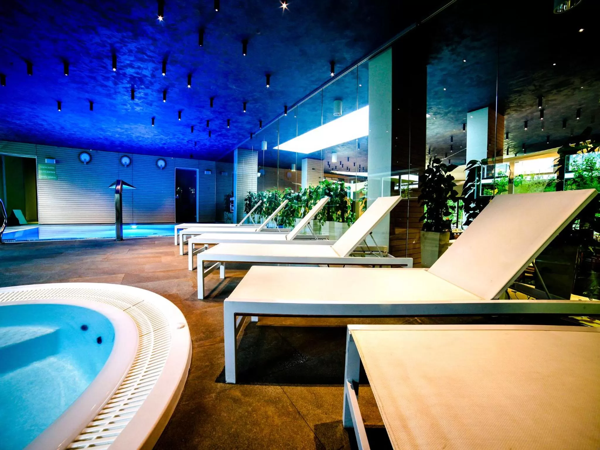 Hot Tub in Golden Tulip Międzyzdroje Residence