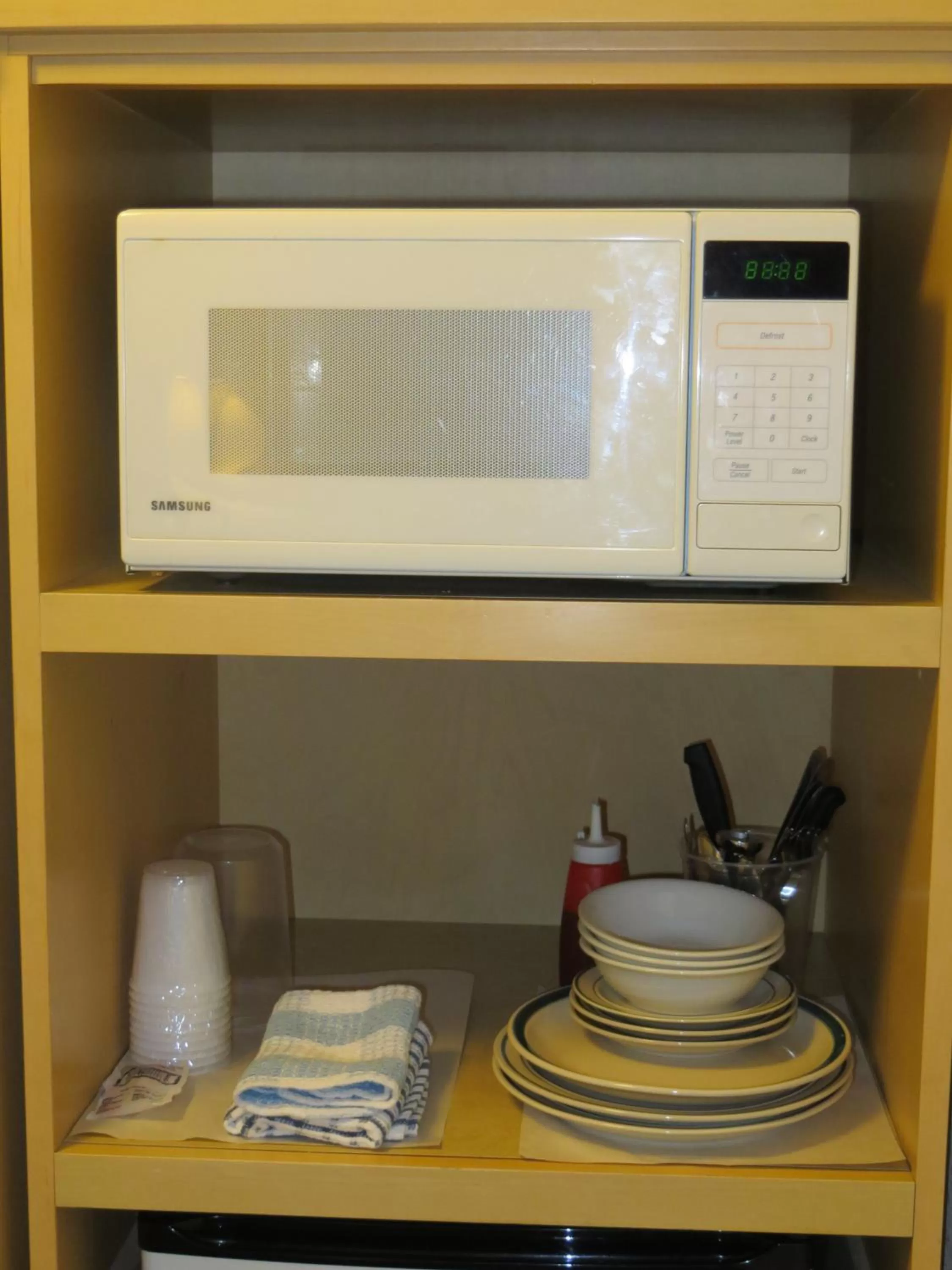 Area and facilities in Lazy J Motel