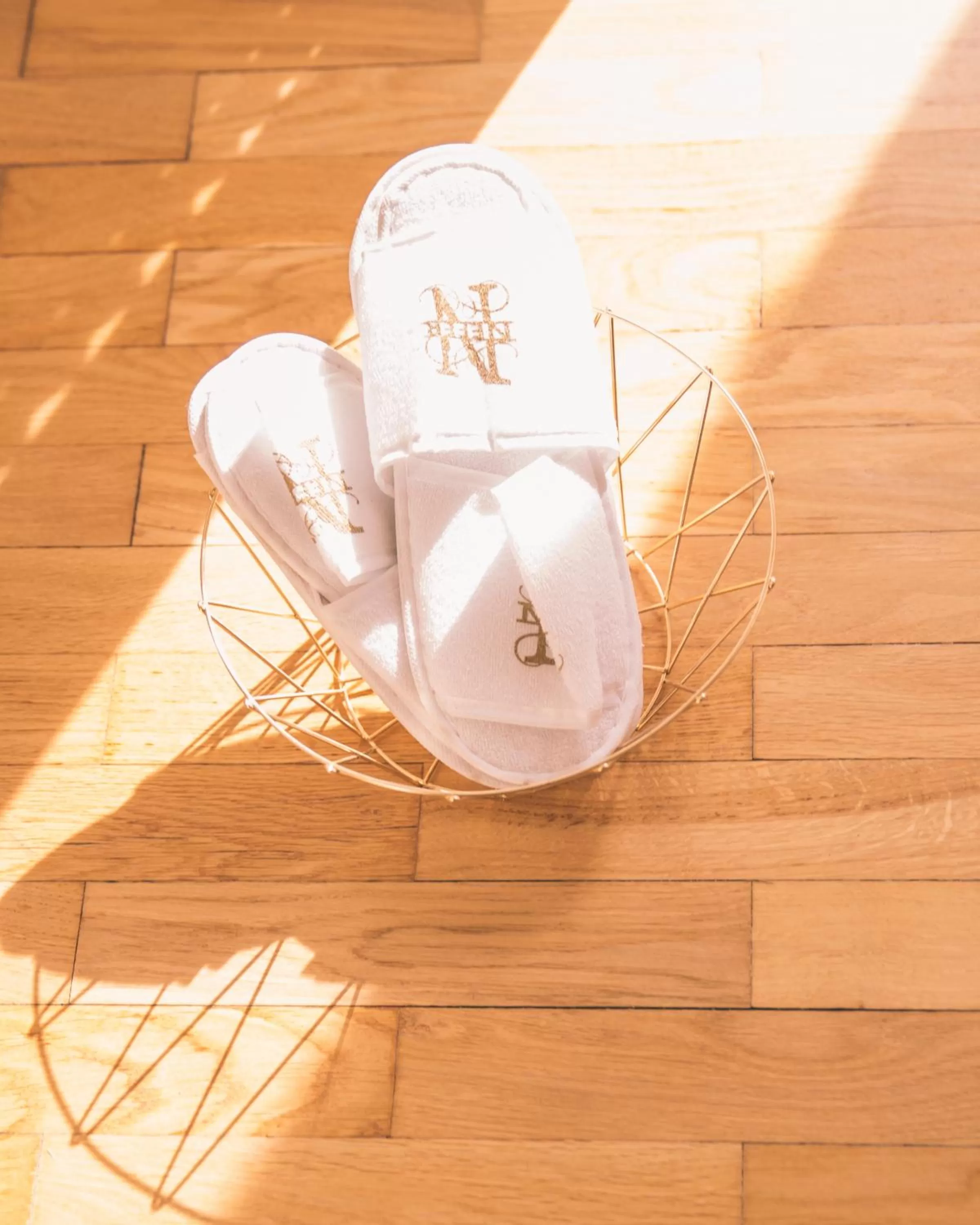 Decorative detail in Nefer, Haus