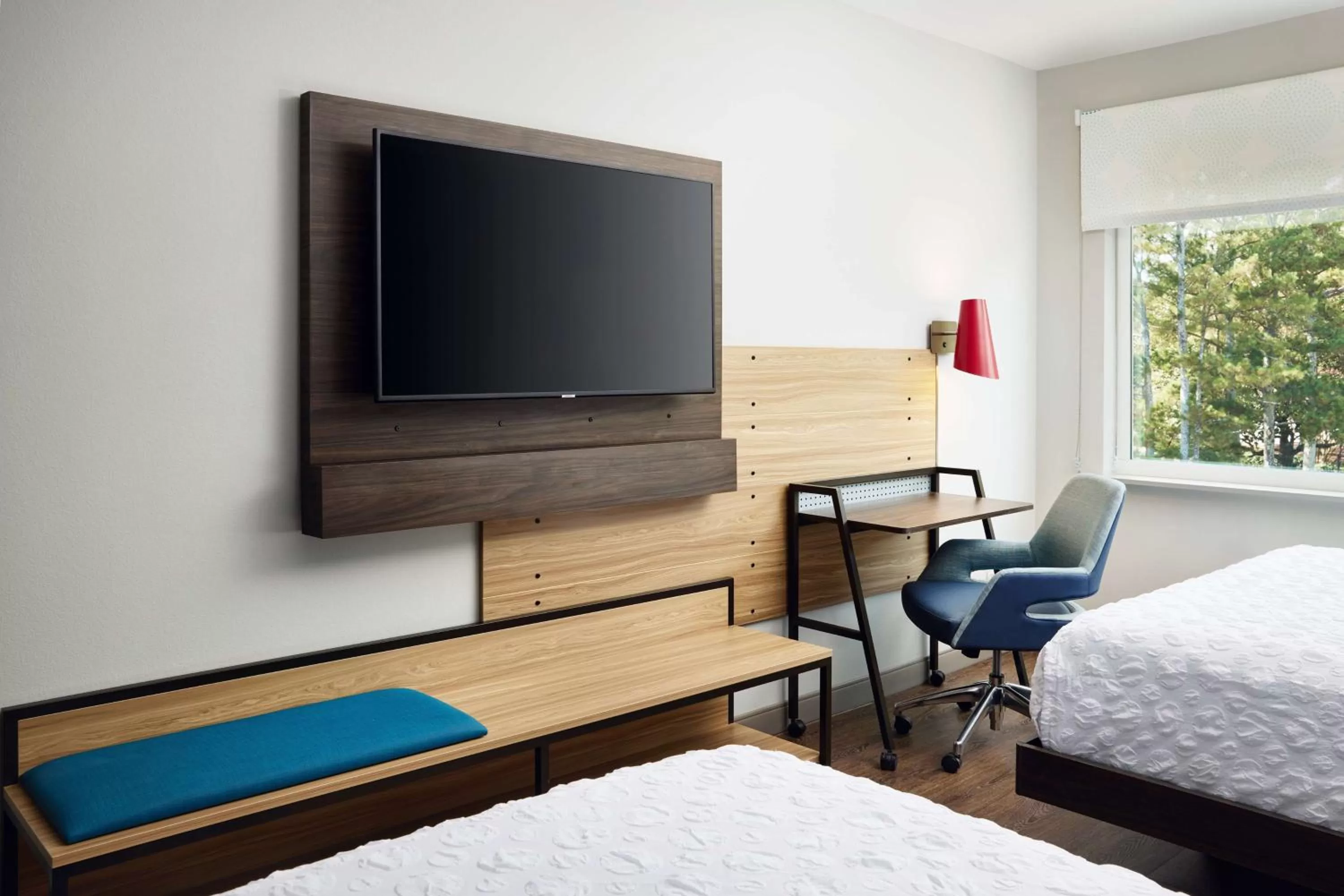 Bedroom, Bed in Tru By Hilton Atlanta Northlake Parkway, Ga