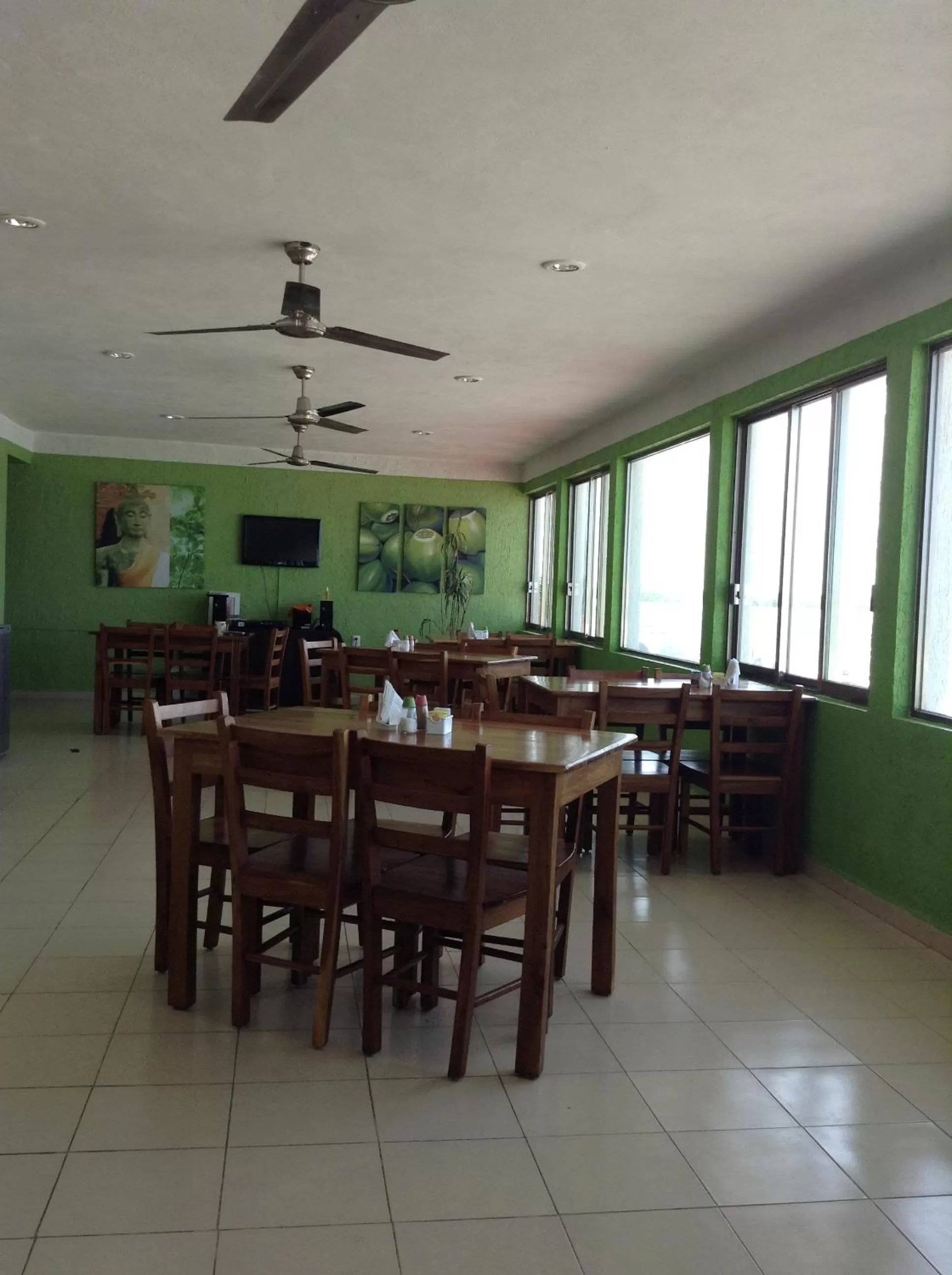 Restaurant/places to eat in Hotel Villa de Pescadores