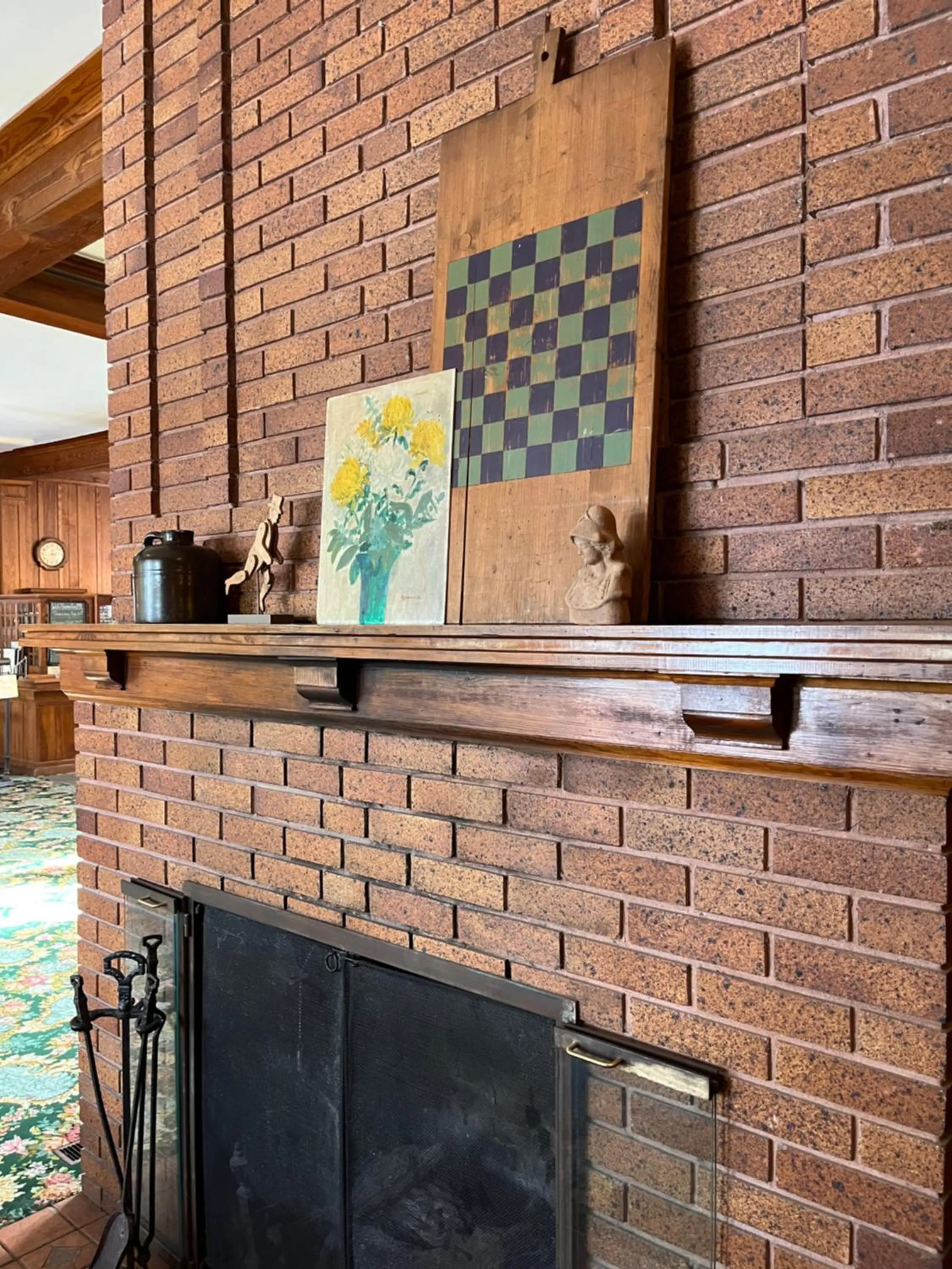 flat iron in Terrace Inn and 1911 Restaurant